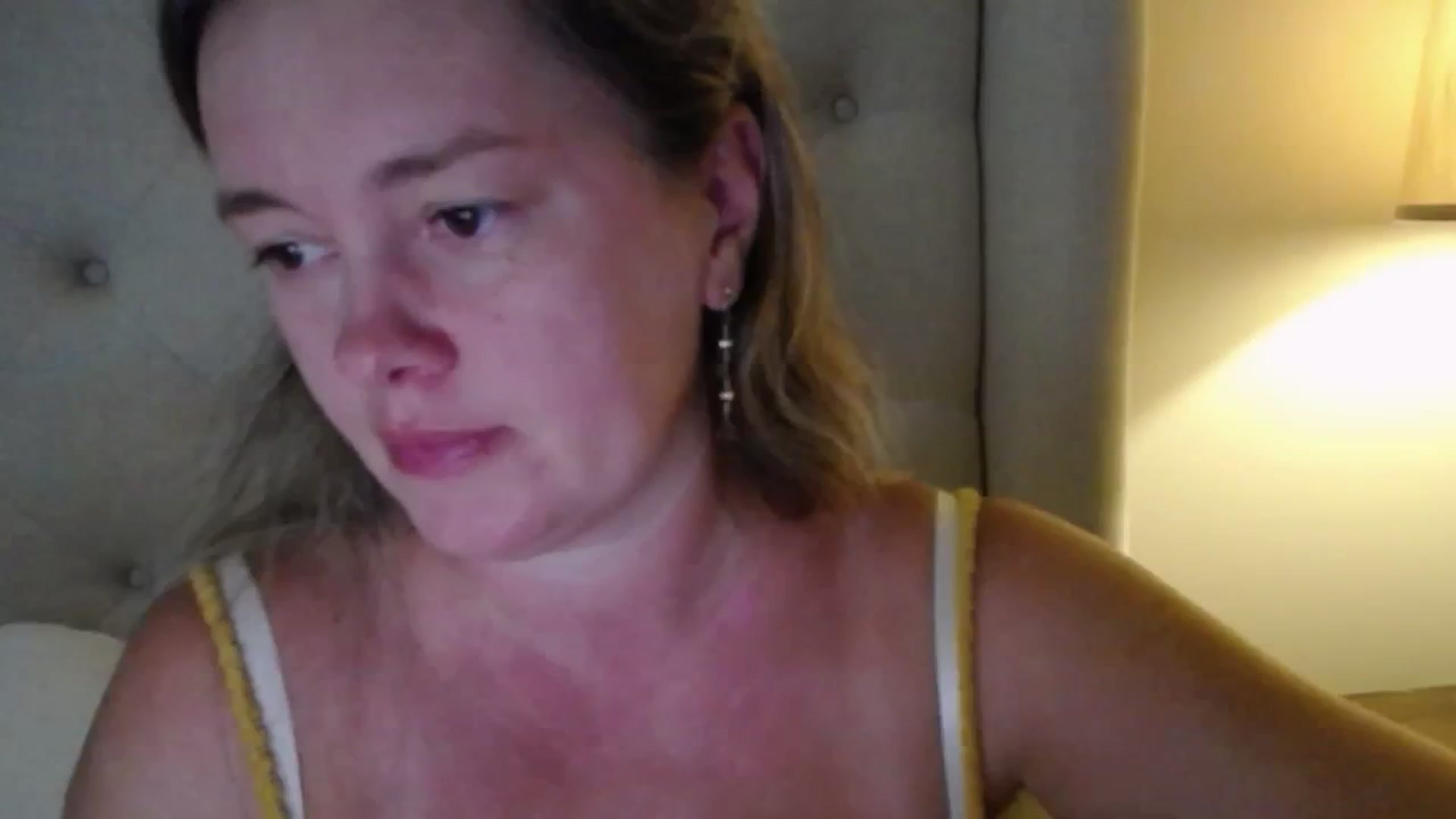 Gallery image thumbnail from J0llye's myfreecams stream on, 09/01/2025, 20:33 image 13 of 20