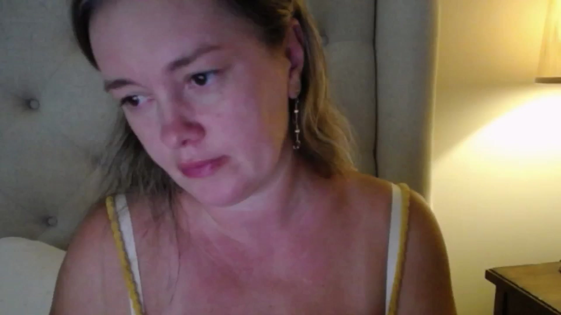 Gallery image thumbnail from J0llye's myfreecams stream on, 09/01/2025, 20:33 image 9 of 20