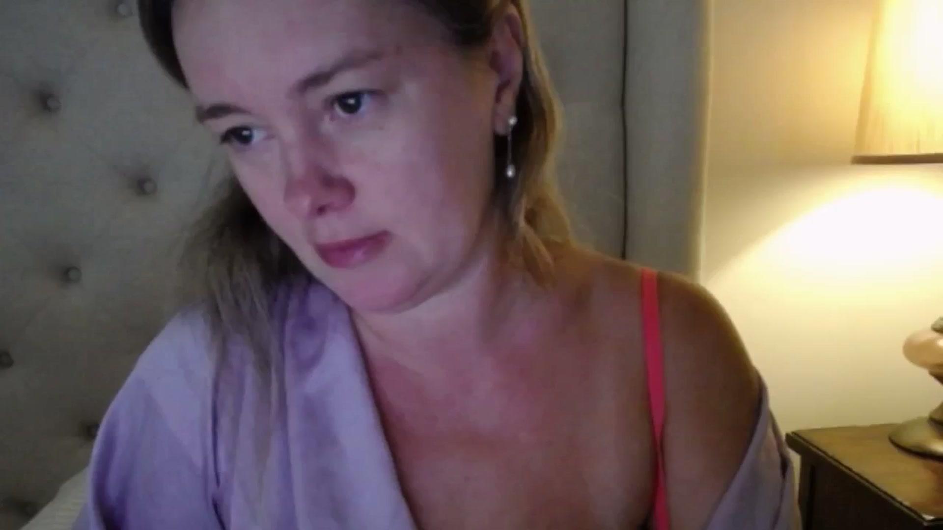 Gallery image thumbnail from J0llye's myfreecams stream on, 09/02/2025, 16:05 image 6 of 20