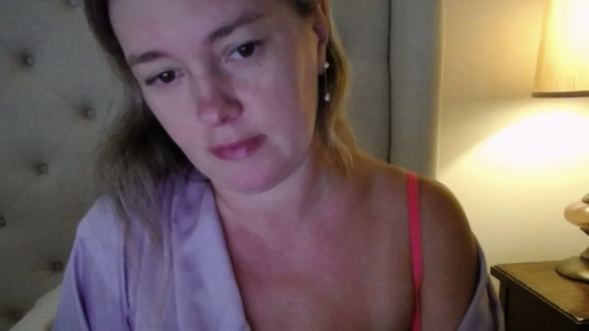 Gallery image thumbnail from J0llye's myfreecams stream on, 09/02/2025, 16:05 image 5 of 20