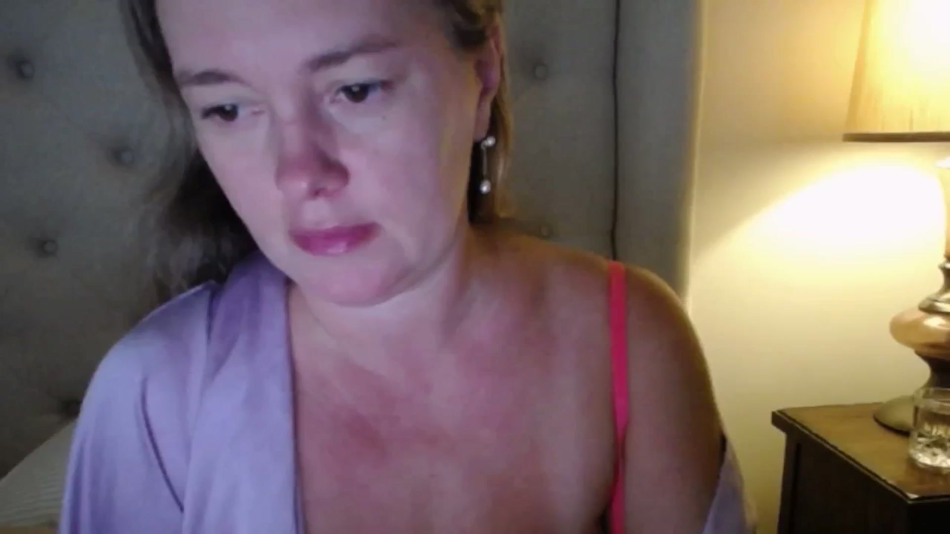Gallery image thumbnail from J0llye's myfreecams stream on, 09/02/2025, 16:31 image 4 of 20