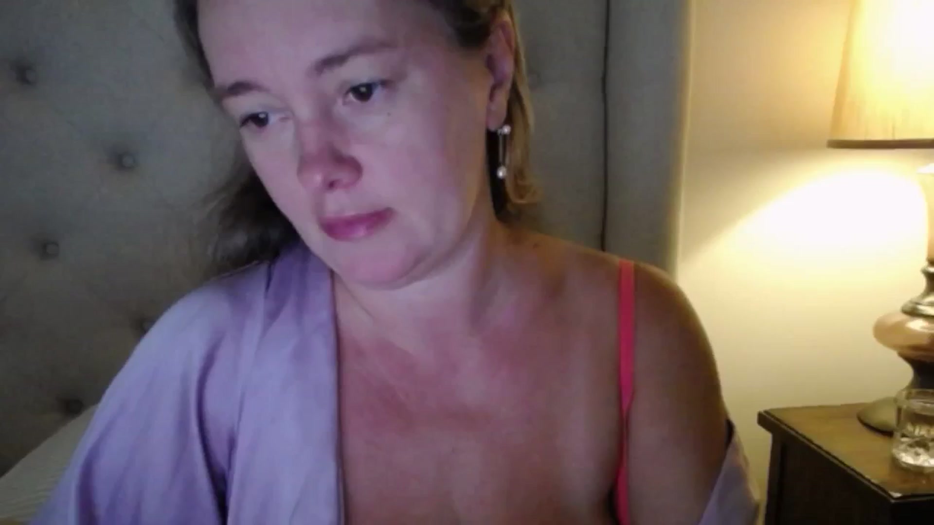 Gallery image thumbnail from J0llye's myfreecams stream on, 09/02/2025, 16:31 image 3 of 20