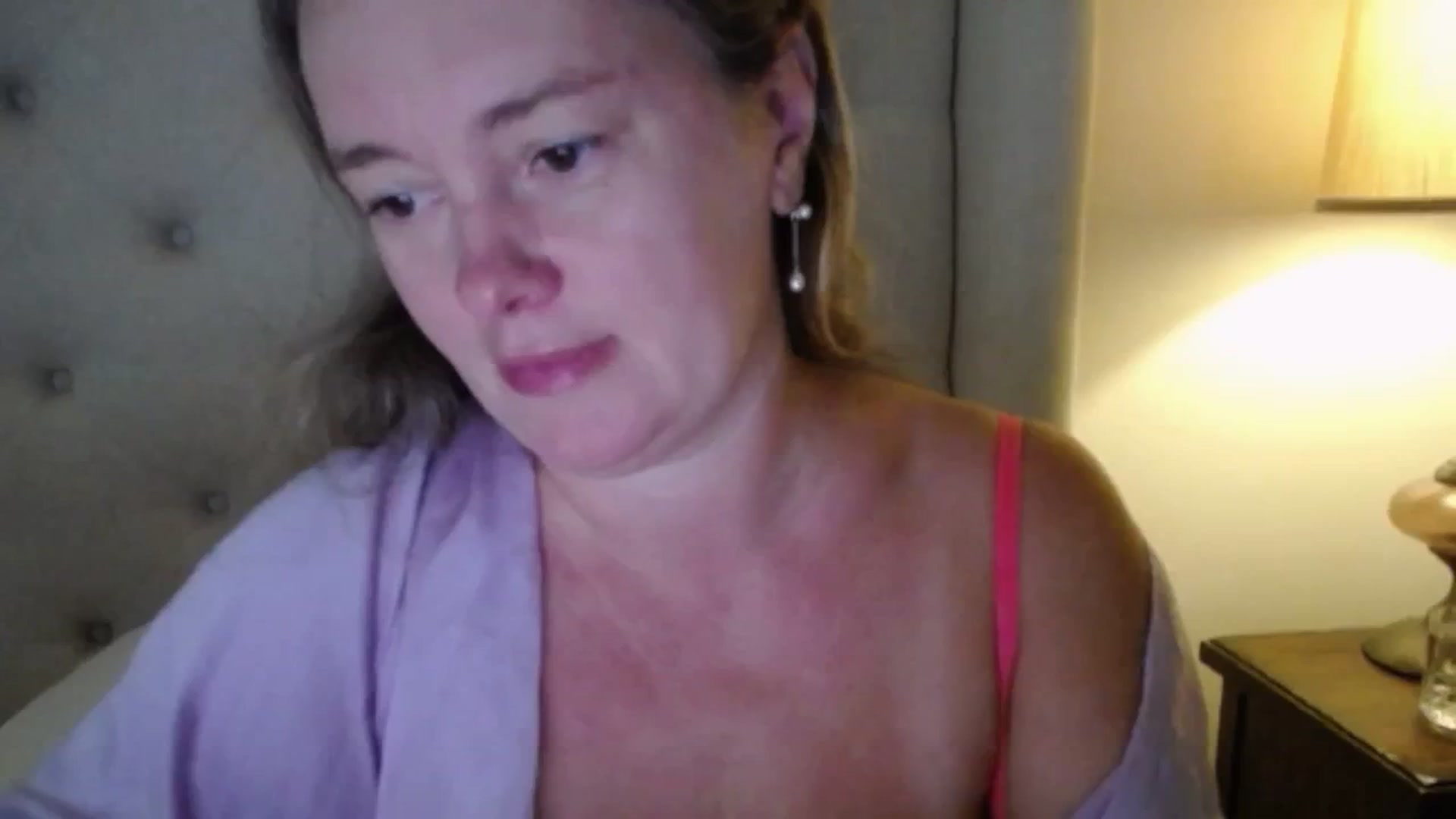 Gallery image thumbnail from J0llye's myfreecams stream on, 09/02/2025, 16:31 image 13 of 20
