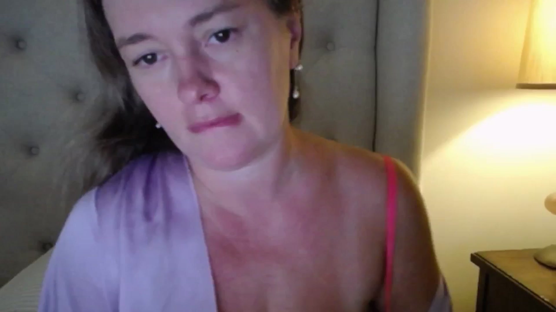 Gallery image thumbnail from J0llye's myfreecams stream on, 09/02/2025, 16:31 image 20 of 20