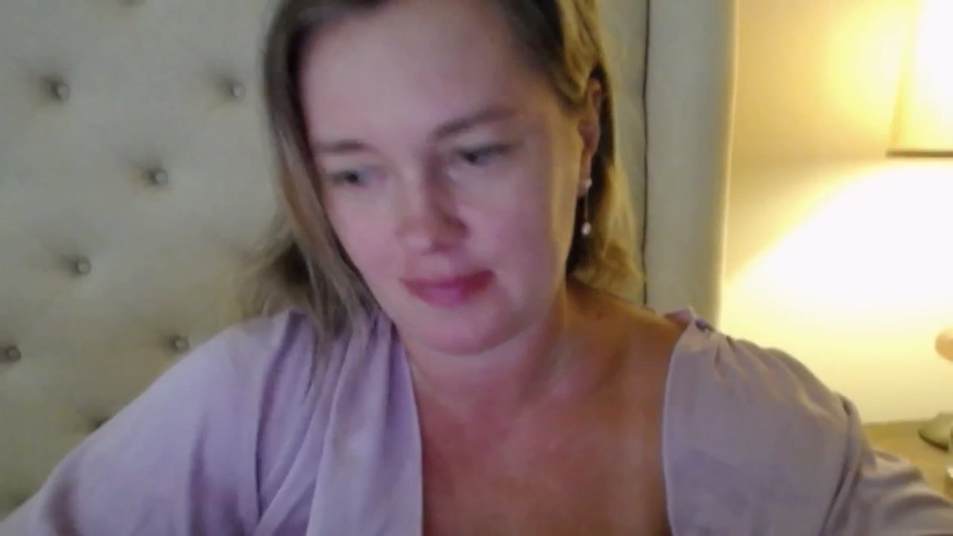 Gallery image thumbnail from J0llye's myfreecams stream on, 09/02/2025, 18:43 image 3 of 20
