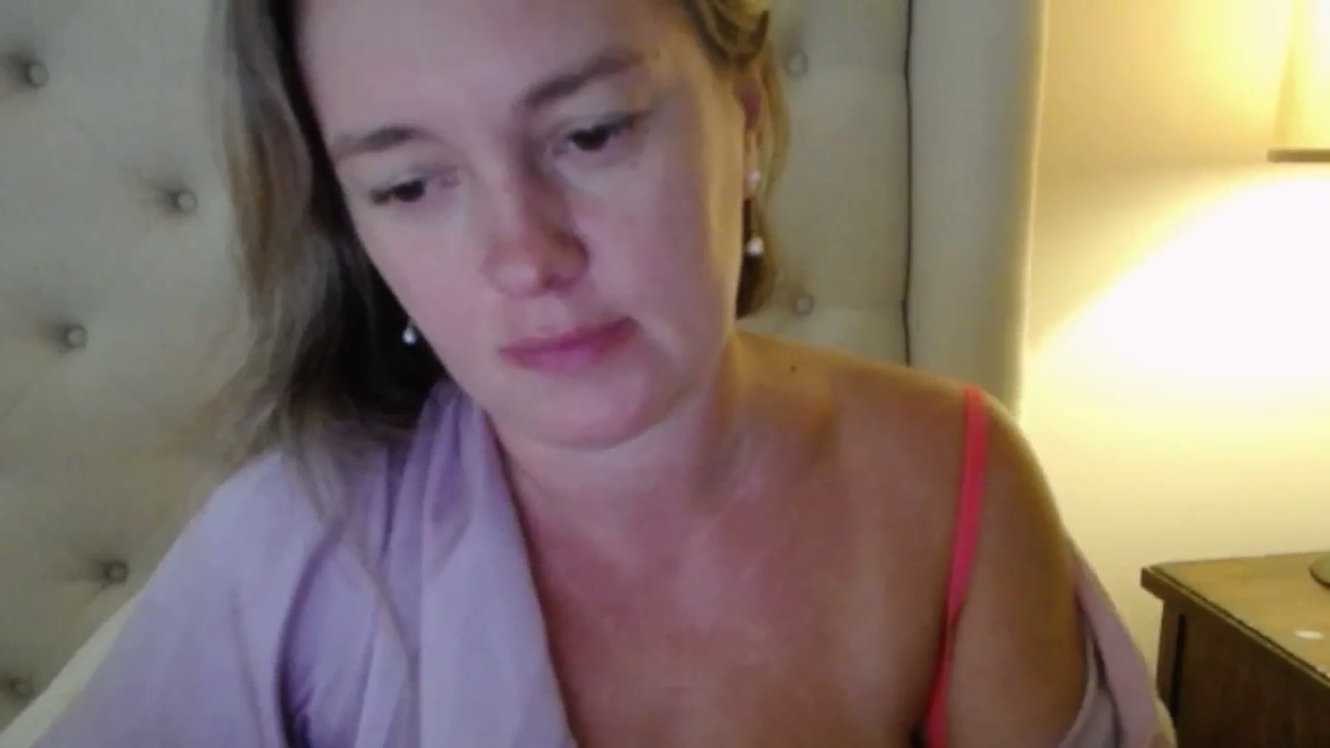 Gallery image thumbnail from J0llye's myfreecams stream on, 09/02/2025, 18:43 image 19 of 20