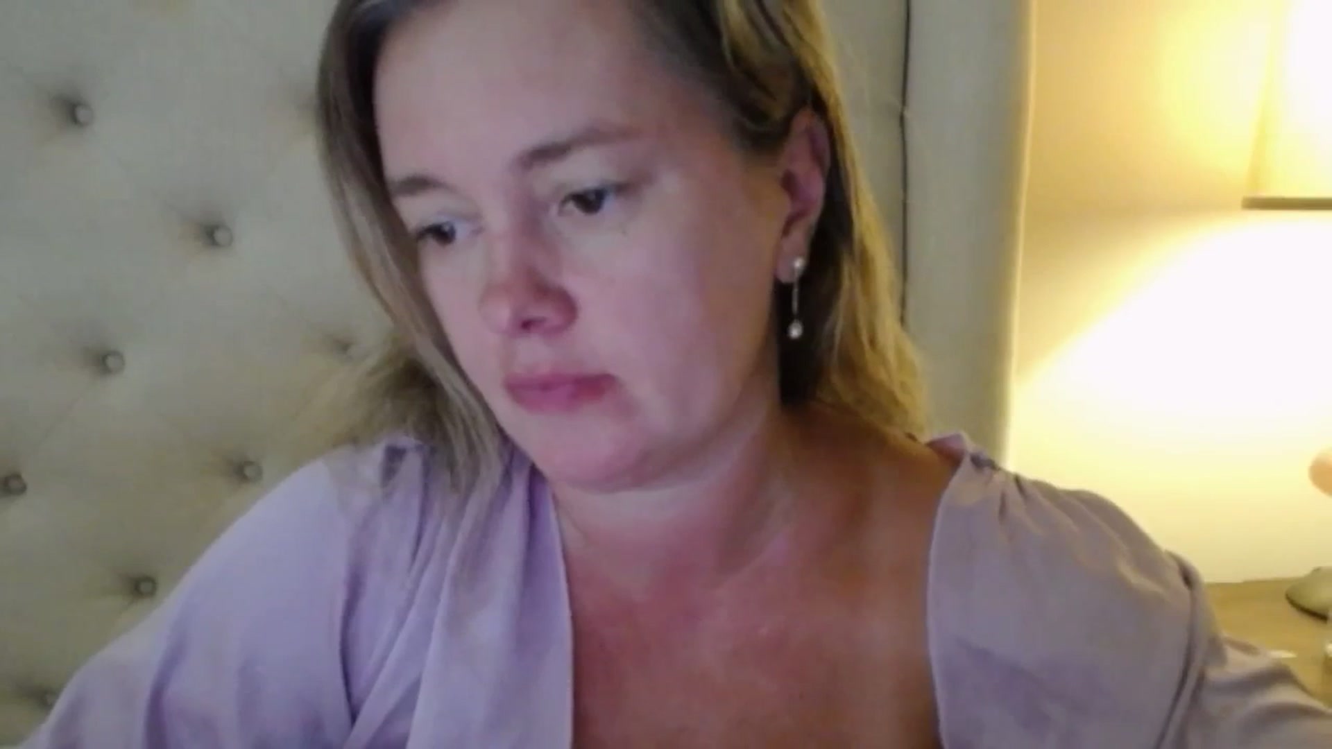 Gallery image thumbnail from J0llye's myfreecams stream on, 09/02/2025, 18:43 image 6 of 20