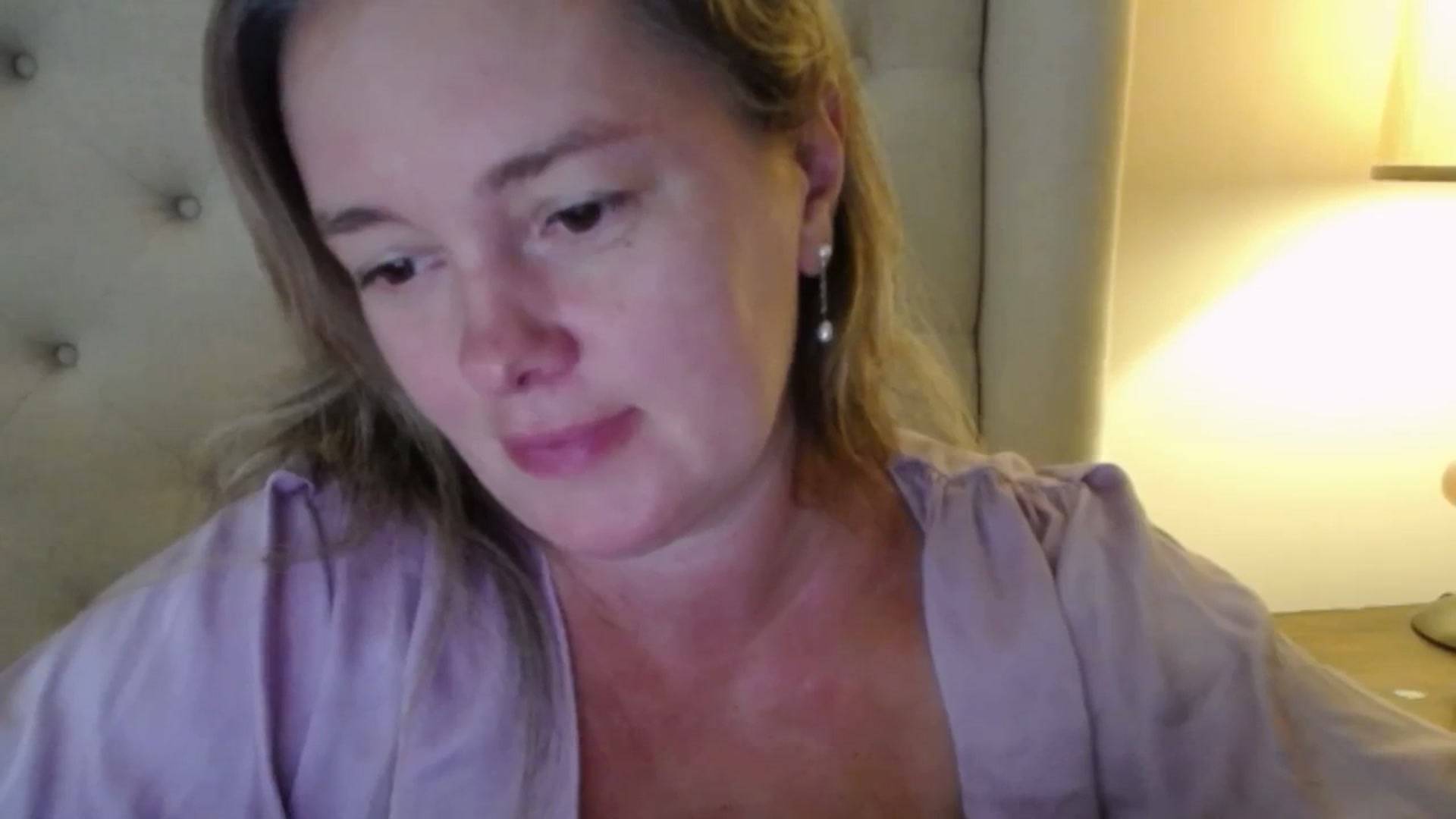 Gallery image thumbnail from J0llye's myfreecams stream on, 09/02/2025, 19:30 image 7 of 20