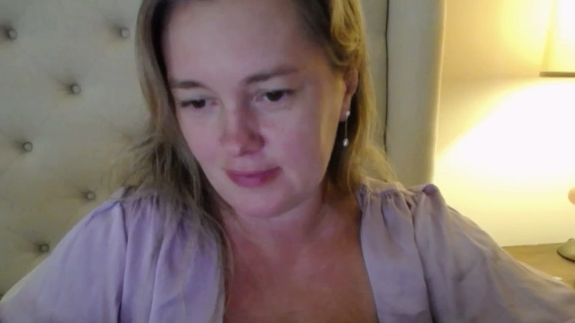 Gallery image thumbnail from J0llye's myfreecams stream on, 09/02/2025, 19:30 image 8 of 20
