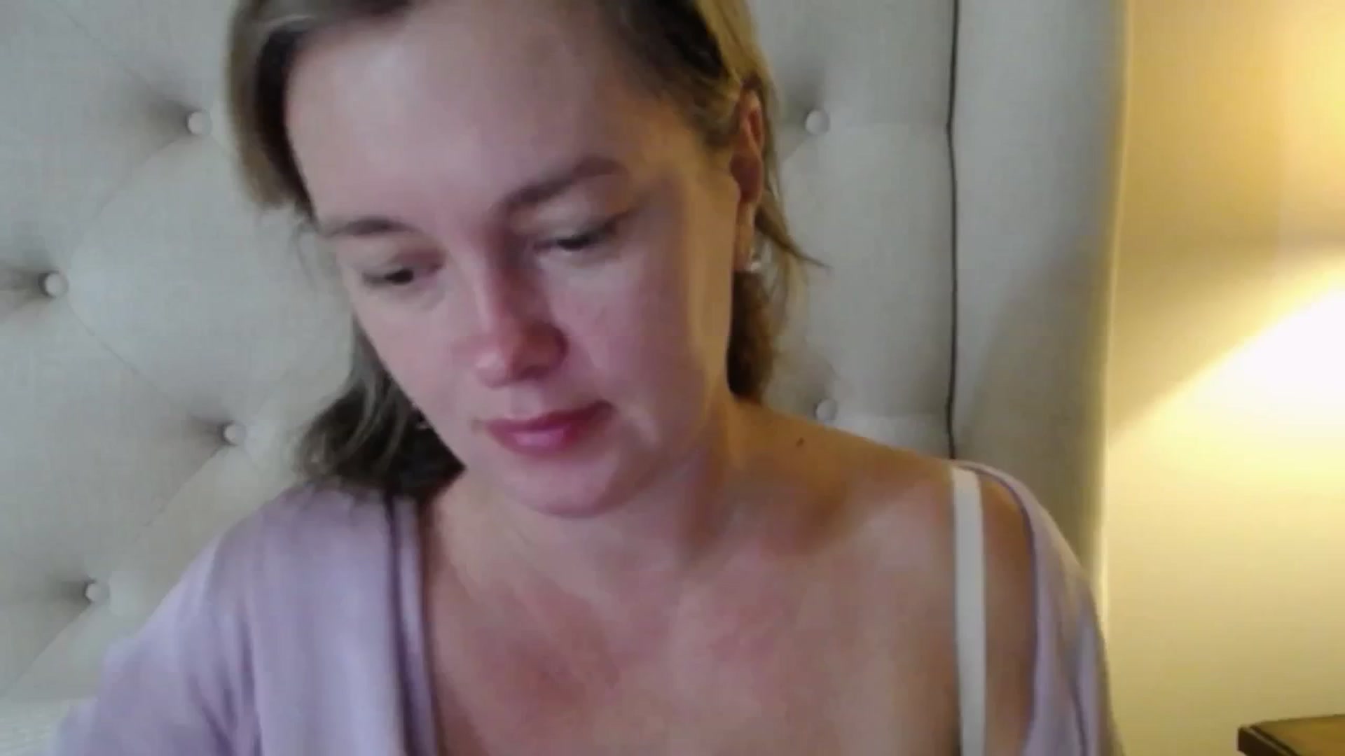 Gallery image thumbnail from J0llye's myfreecams stream on, 09/09/2025, 16:30 image 5 of 20