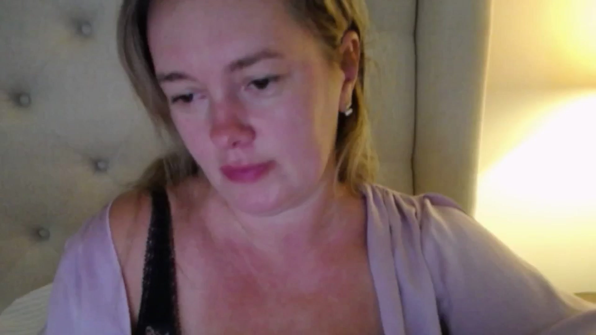 Gallery image thumbnail from J0llye's myfreecams stream on, 09/10/2025, 18:35 image 13 of 20