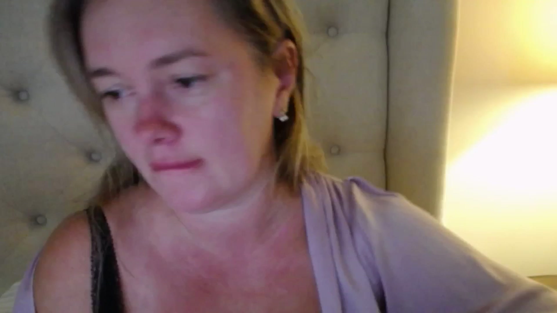 Gallery image thumbnail from J0llye's myfreecams stream on, 09/10/2025, 18:35 image 18 of 20
