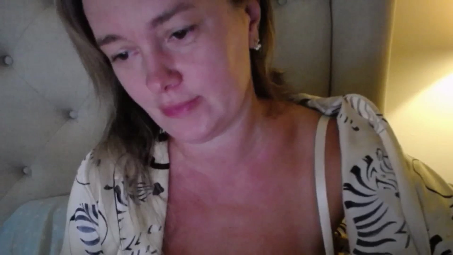 Gallery image thumbnail from J0llye's myfreecams stream on, 09/14/2025, 20:00 image 19 of 20