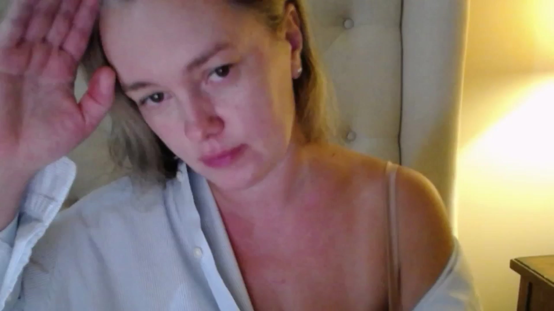Gallery image thumbnail from J0llye's myfreecams stream on, 09/16/2025, 19:04 image 10 of 20