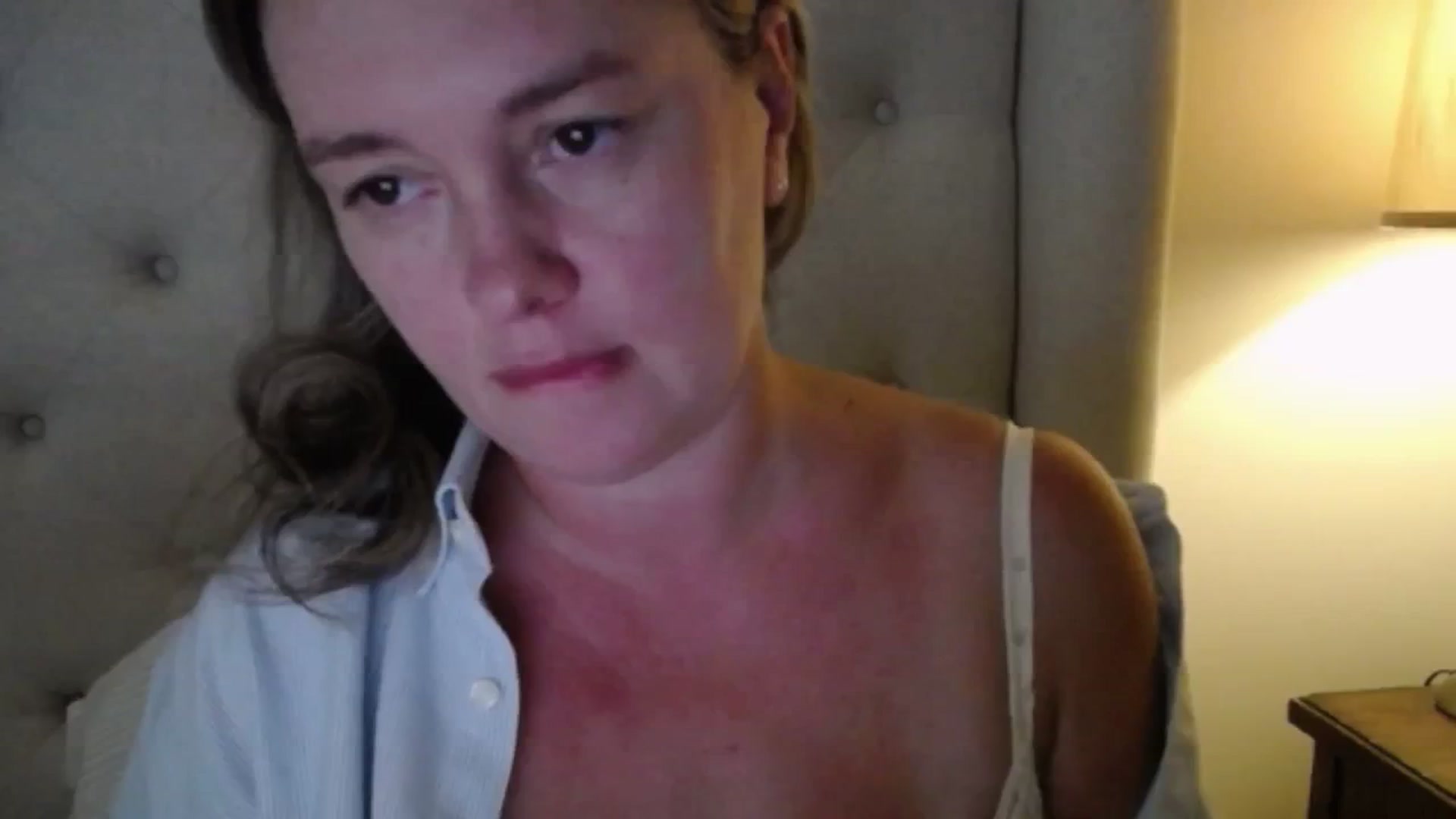 Gallery image thumbnail from J0llye's myfreecams stream on, 09/17/2025, 19:32 image 1 of 20