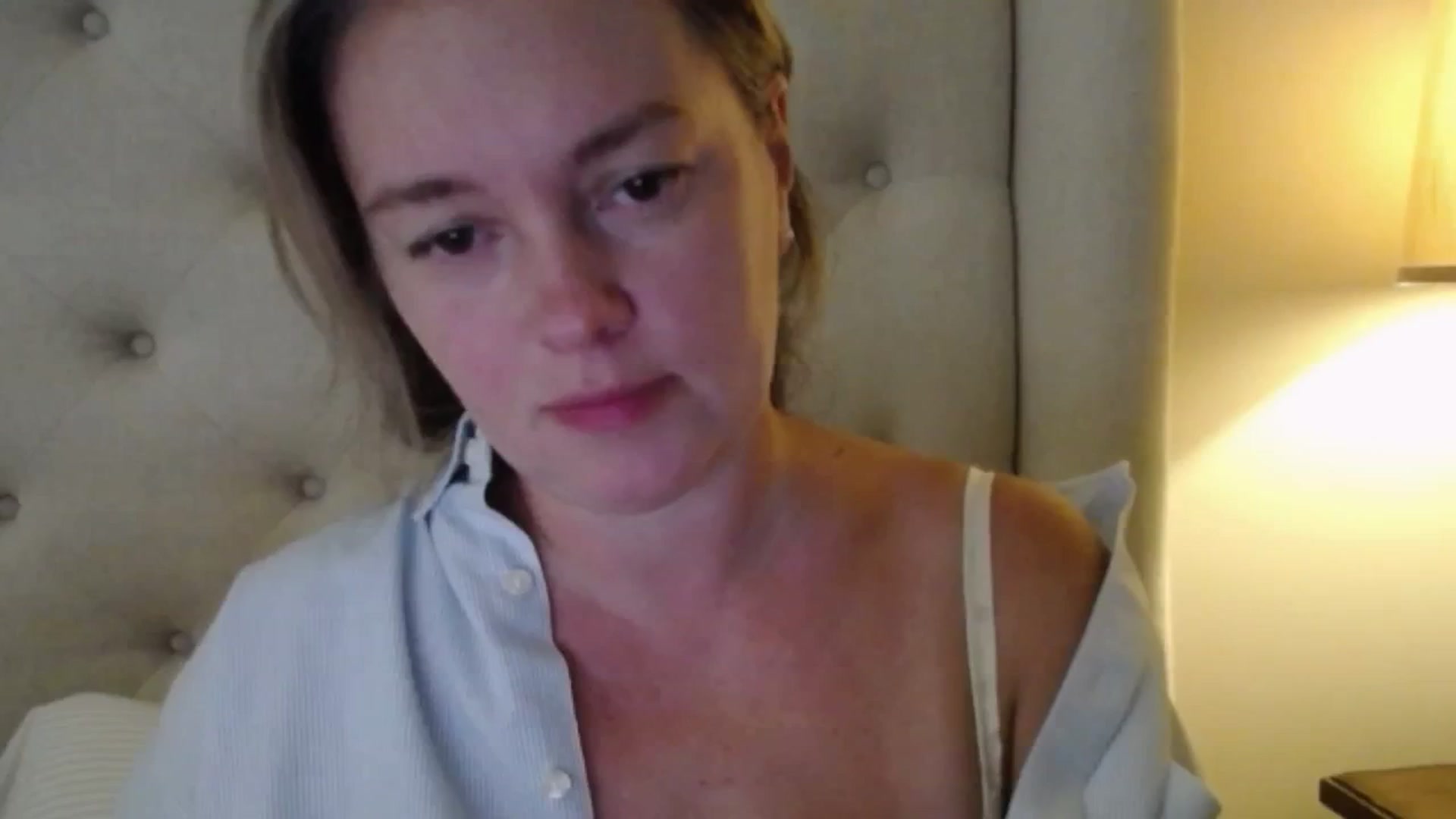 Gallery image thumbnail from J0llye's myfreecams stream on, 09/18/2025, 15:58 image 1 of 20