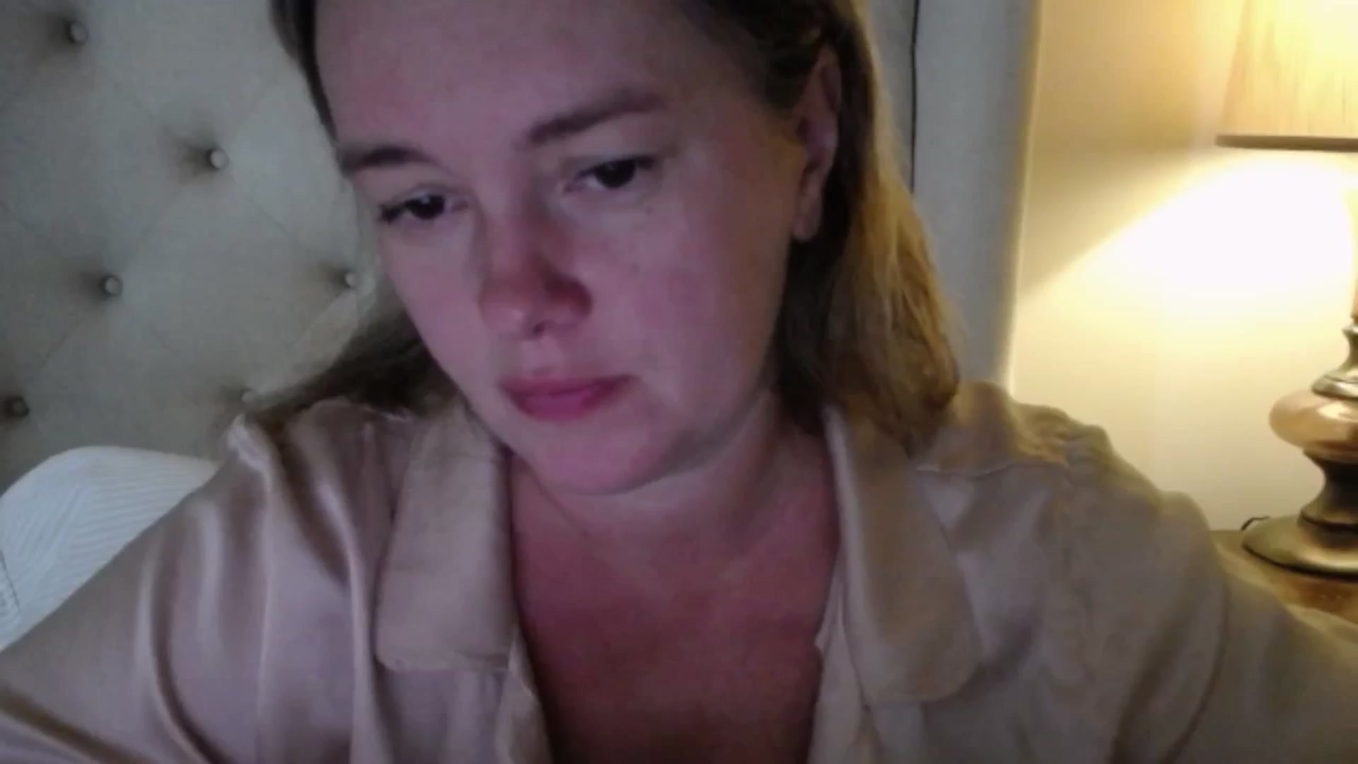 Gallery image thumbnail from J0llye's myfreecams stream on, 09/22/2025, 18:36 image 20 of 20