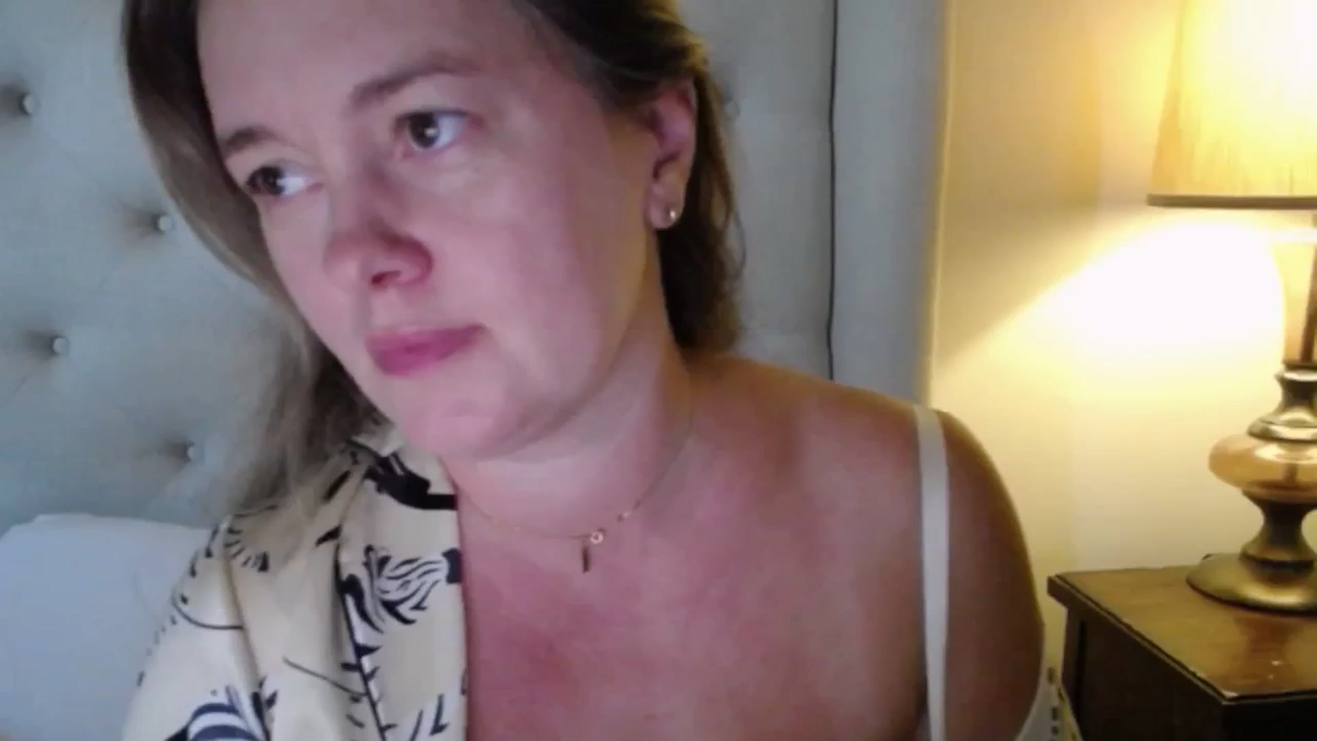 Gallery image thumbnail from J0llye's myfreecams stream on, 09/29/2025, 19:33 image 14 of 20