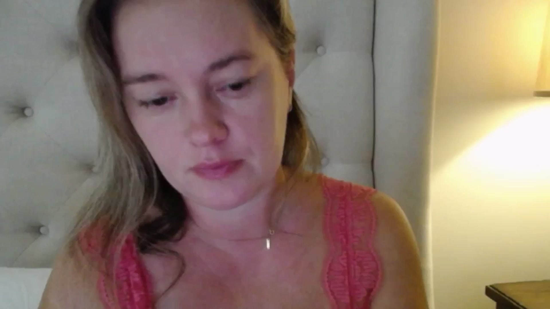 Gallery image thumbnail from J0llye's myfreecams stream on, 09/30/2025, 16:43 image 2 of 20