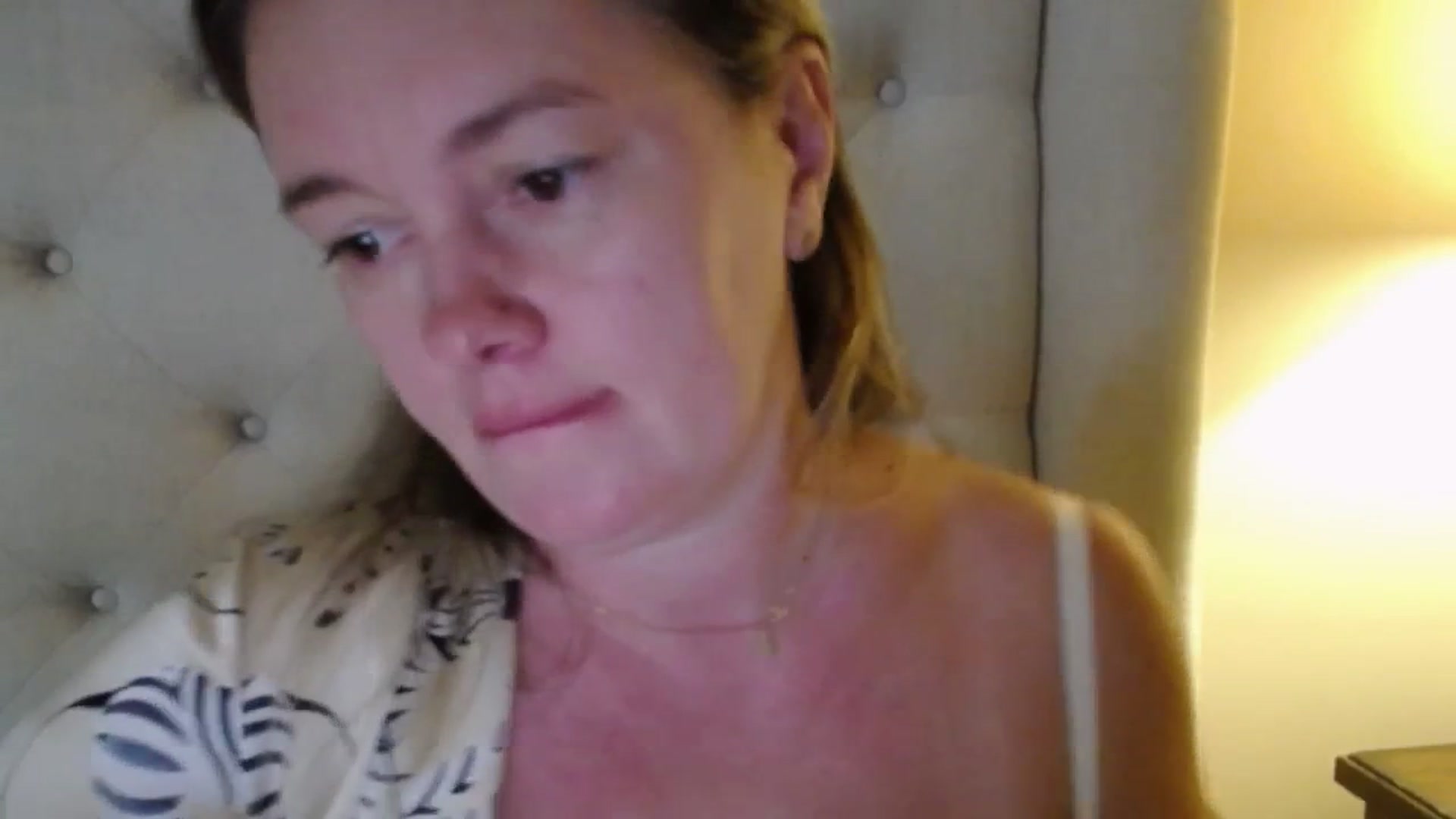 Gallery image thumbnail from J0llye's myfreecams stream on, 09/30/2025, 19:34 image 13 of 20