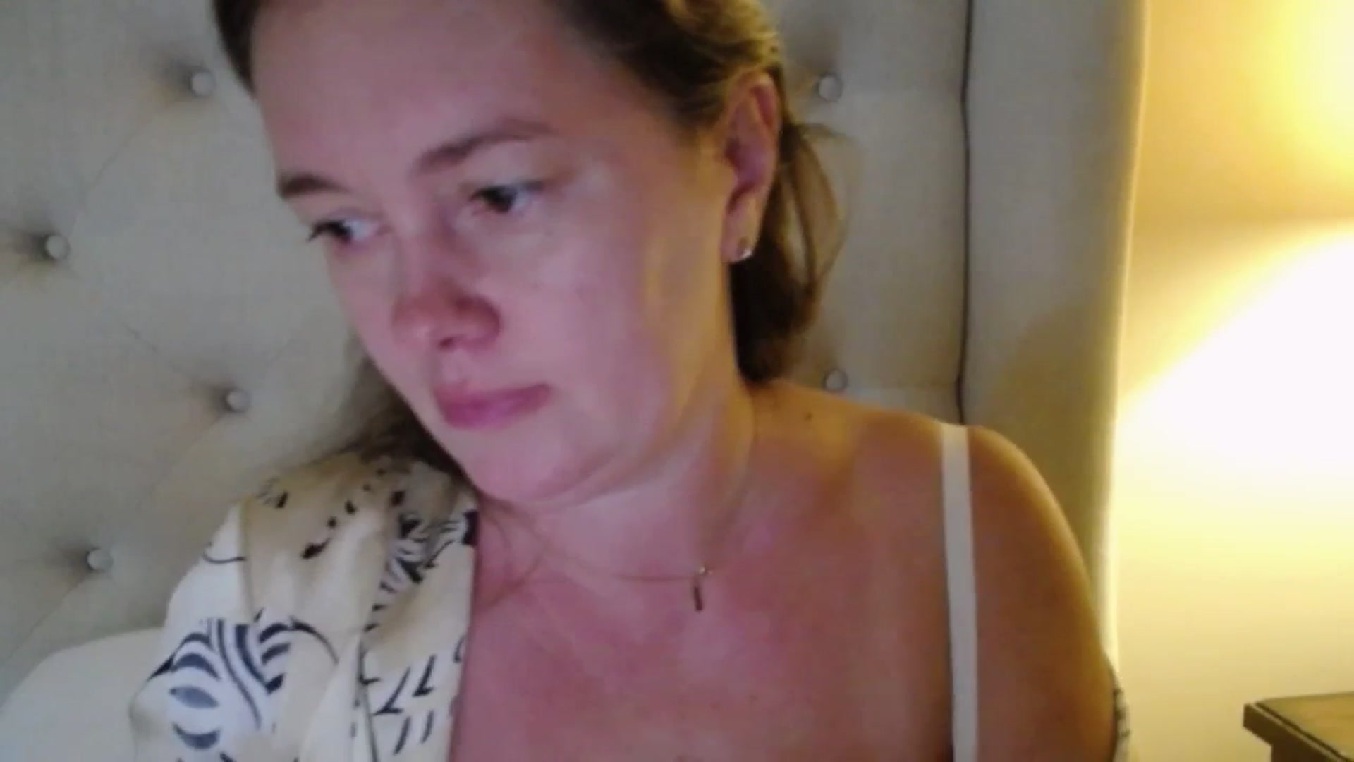 Gallery image thumbnail from J0llye's myfreecams stream on, 09/30/2025, 19:34 image 19 of 20