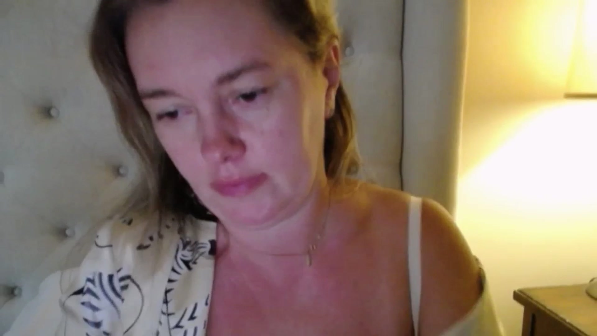 Gallery image thumbnail from J0llye's myfreecams stream on, 09/30/2025, 19:34 image 6 of 20