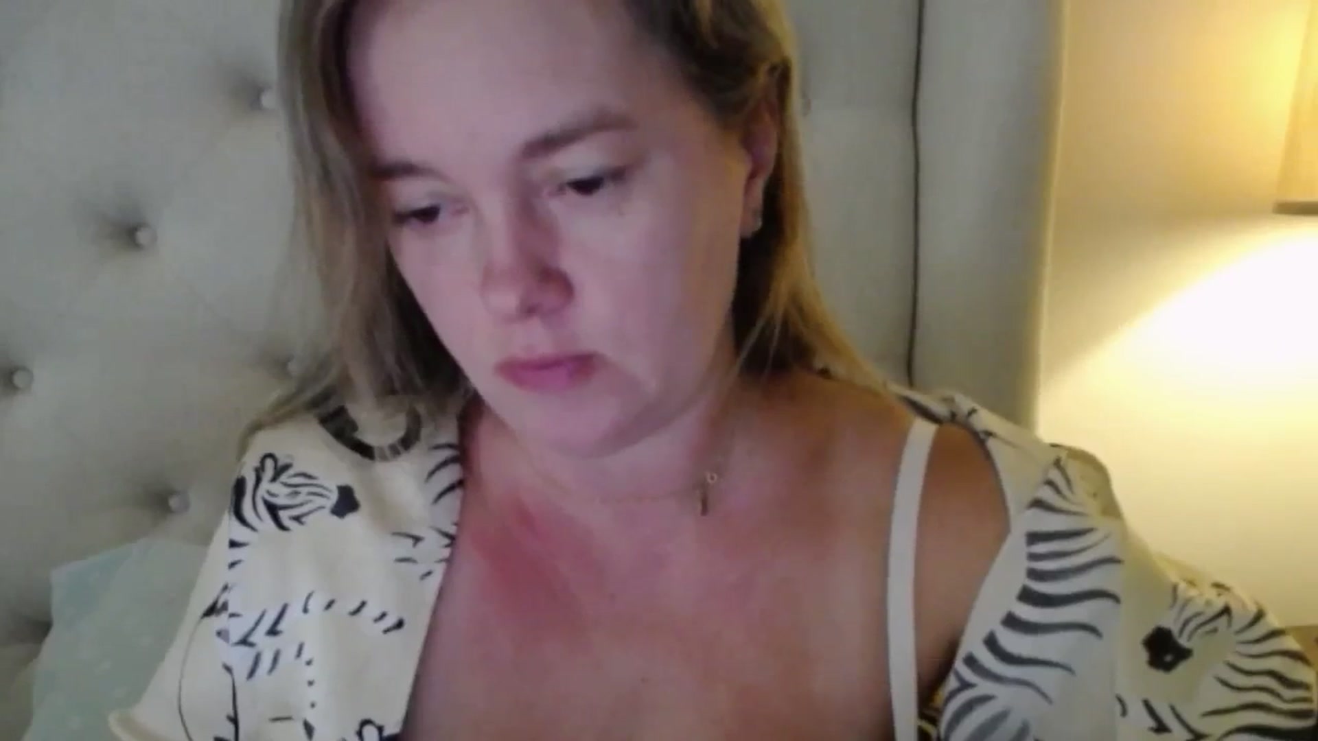 Gallery image thumbnail from J0llye's myfreecams stream on, 10/02/2025, 16:10 image 5 of 20