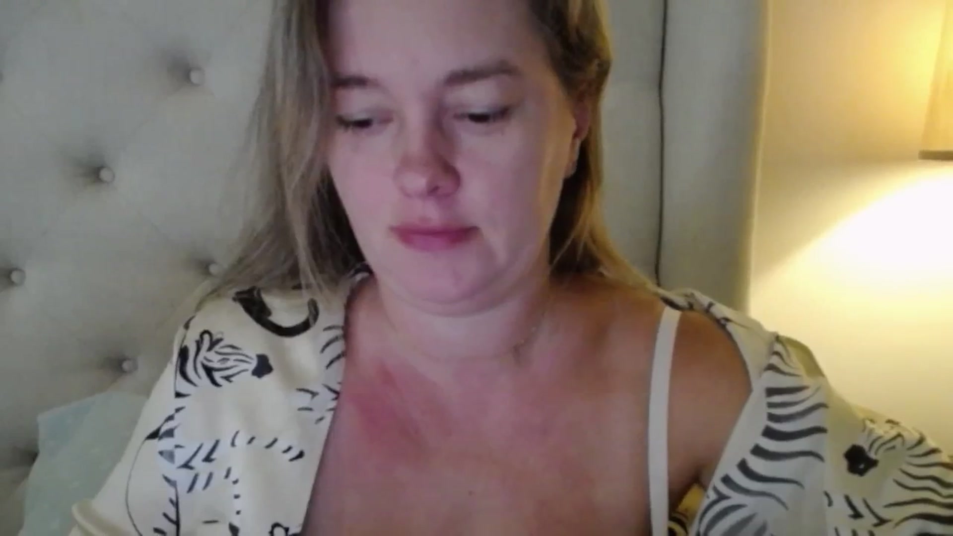 Gallery image thumbnail from J0llye's myfreecams stream on, 10/02/2025, 16:10 image 4 of 20