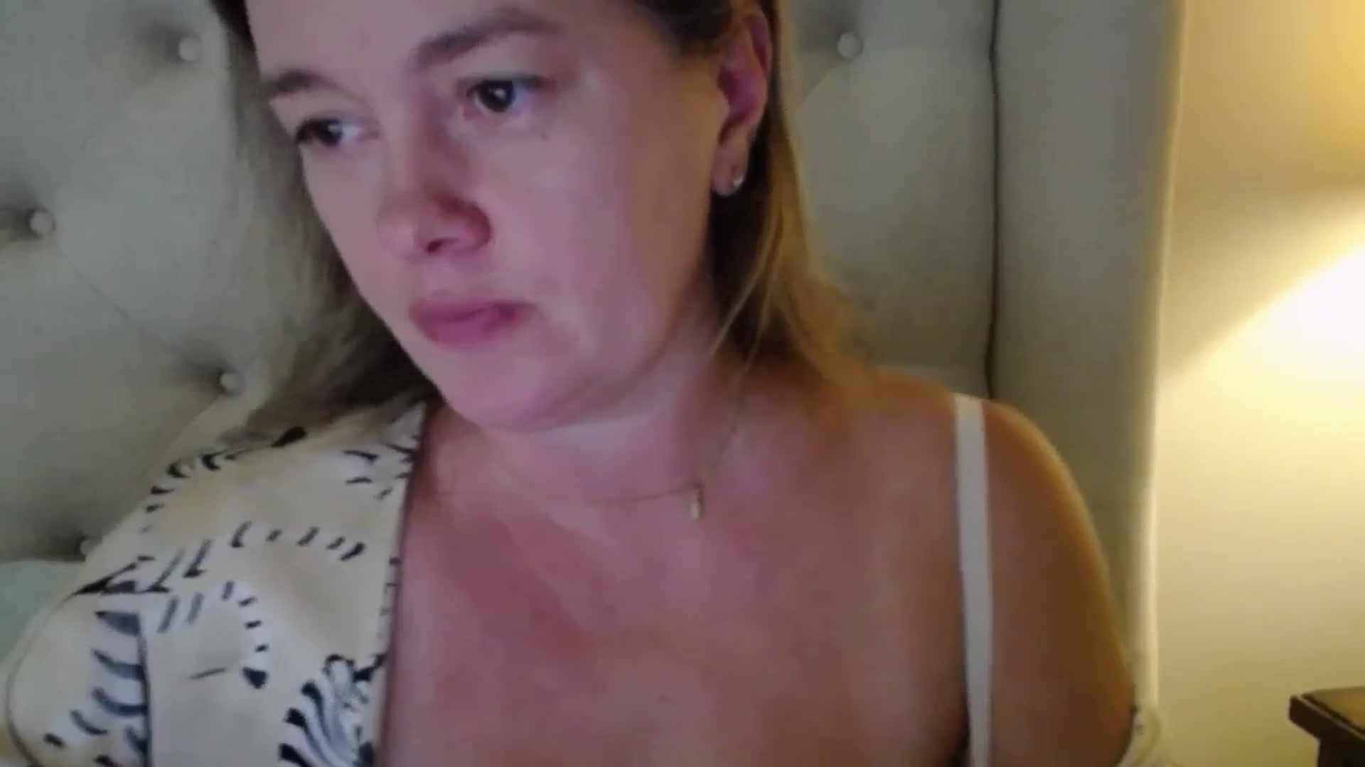 Gallery image thumbnail from J0llye's myfreecams stream on, 10/02/2025, 16:10 image 20 of 20