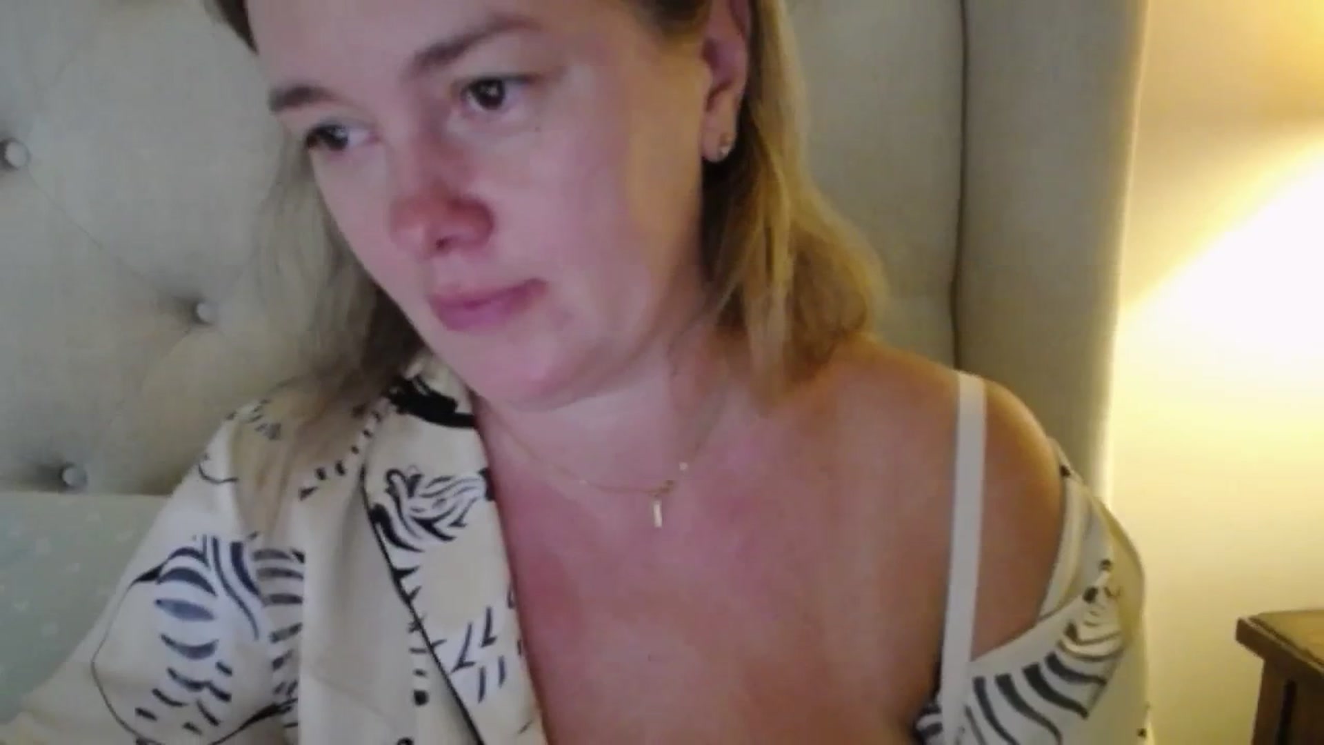 Gallery image thumbnail from J0llye's myfreecams stream on, 10/02/2025, 19:35 image 20 of 20
