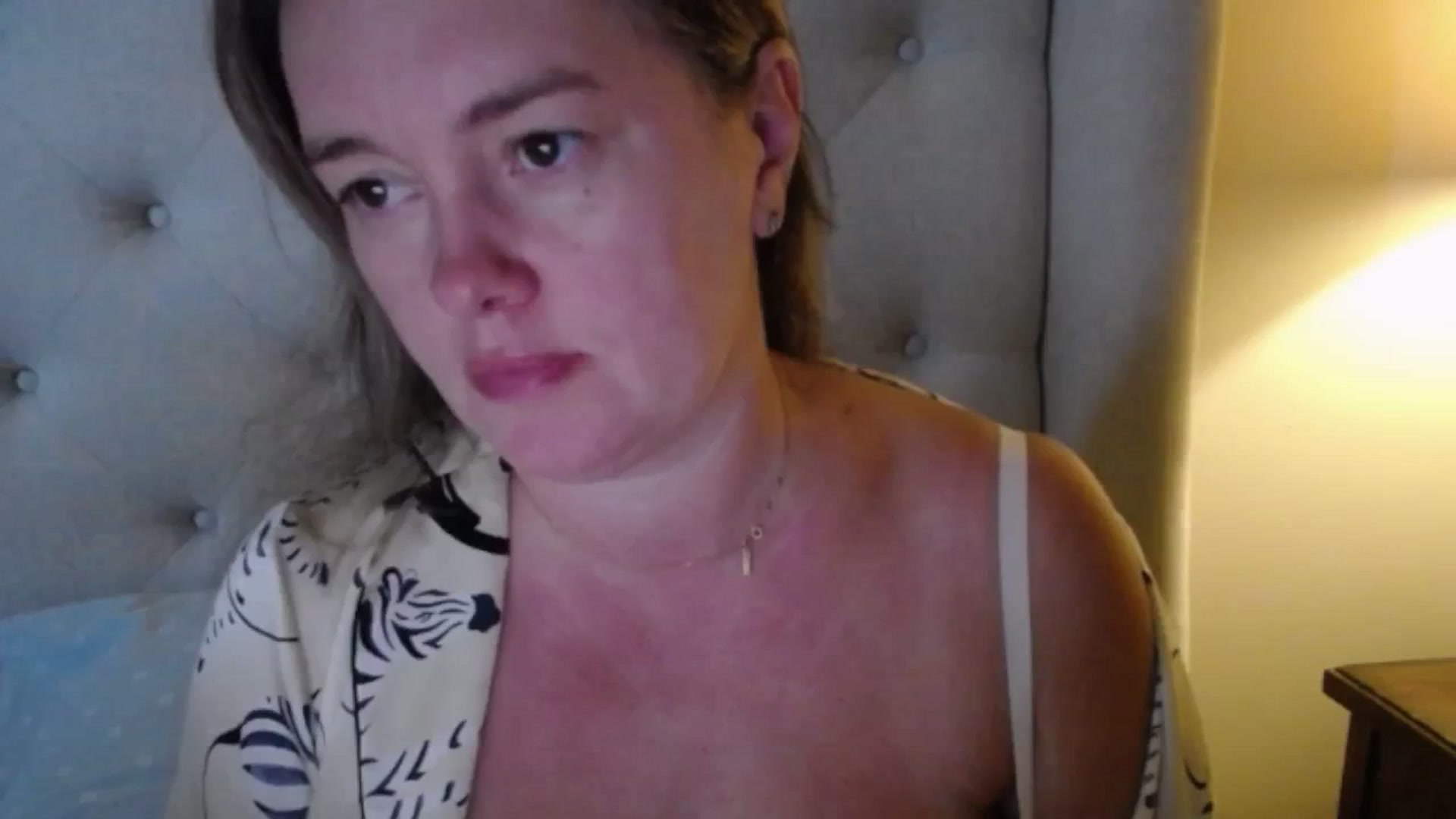 Gallery image thumbnail from J0llye's myfreecams stream on, 10/05/2025, 20:01 image 2 of 20