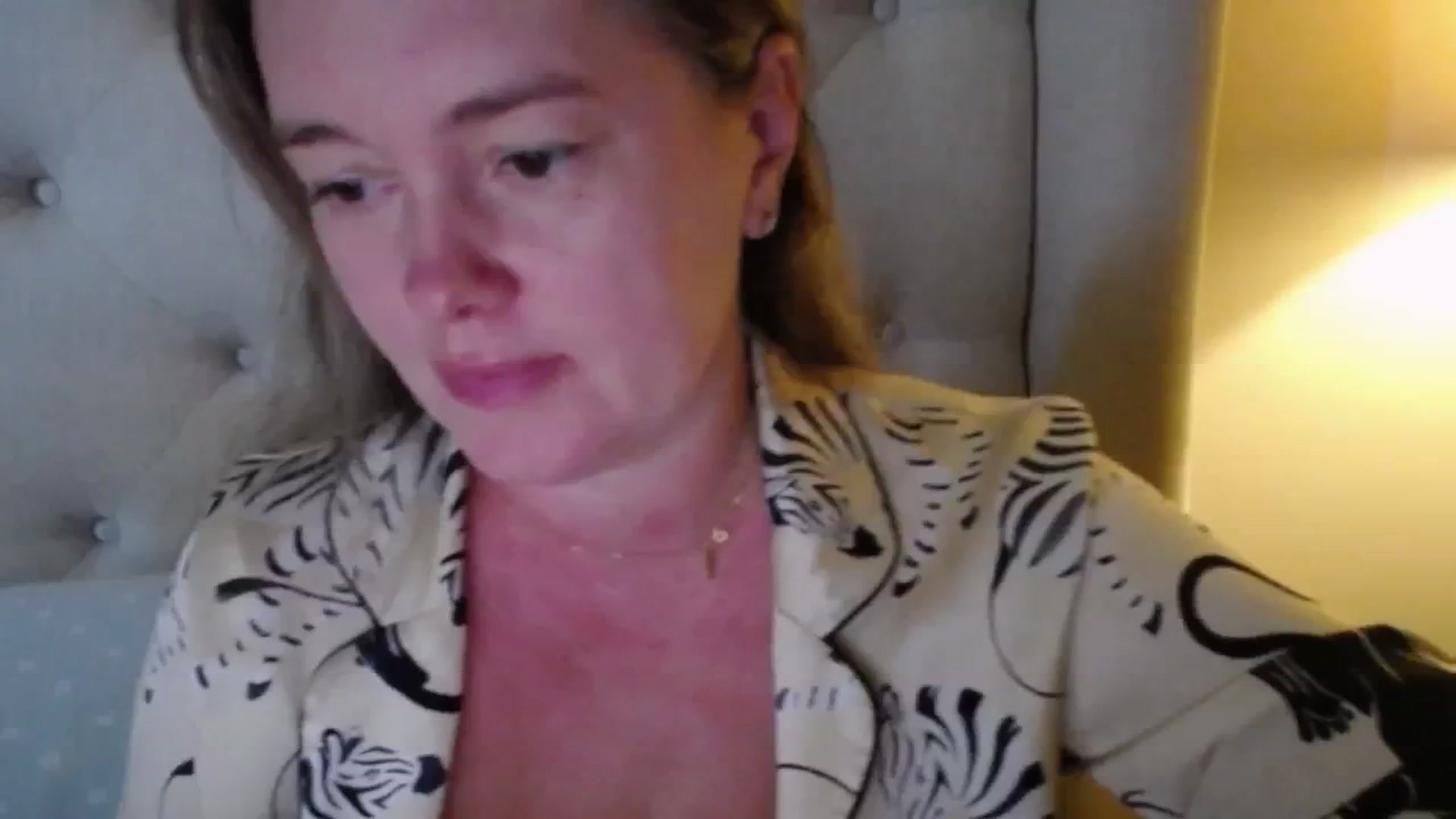 Gallery image thumbnail from J0llye's myfreecams stream on, 10/05/2025, 20:01 image 20 of 20