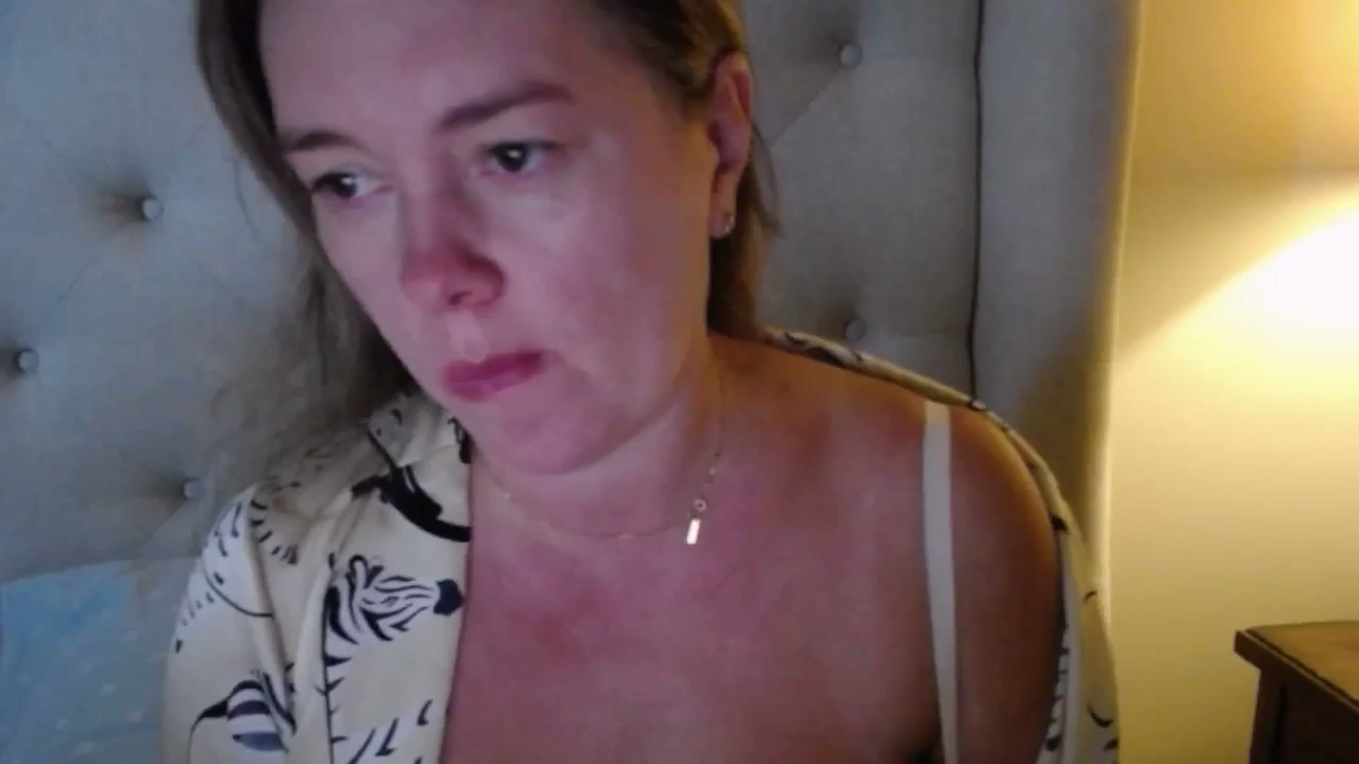 Gallery image thumbnail from J0llye's myfreecams stream on, 10/05/2025, 20:01 image 1 of 20