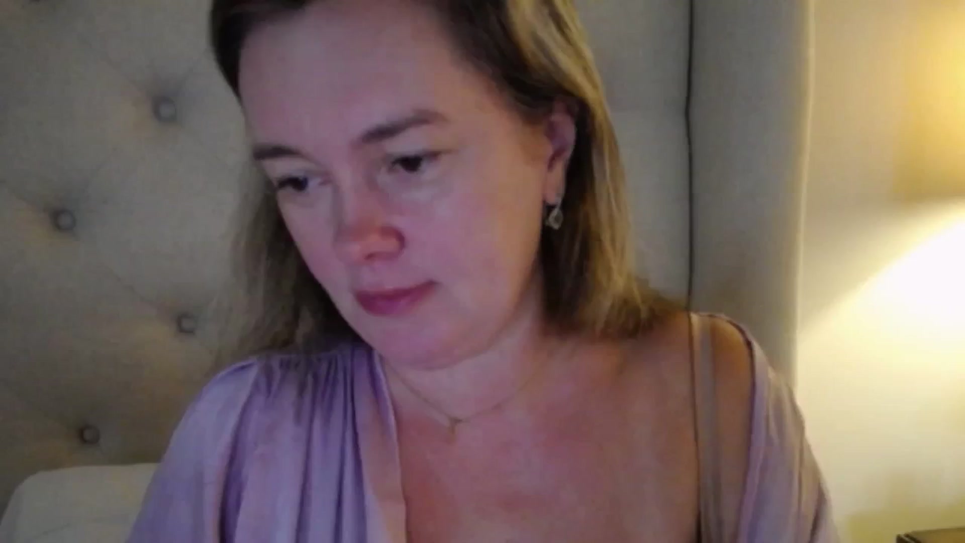 Gallery image thumbnail from J0llye's myfreecams stream on, 10/10/2025, 16:00 image 5 of 20