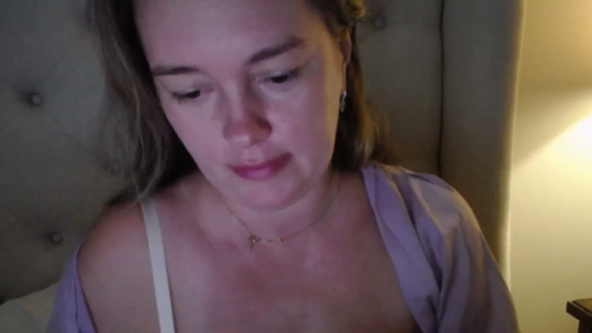 Gallery image thumbnail from J0llye's myfreecams stream on, 10/11/2025, 20:41 image 15 of 20