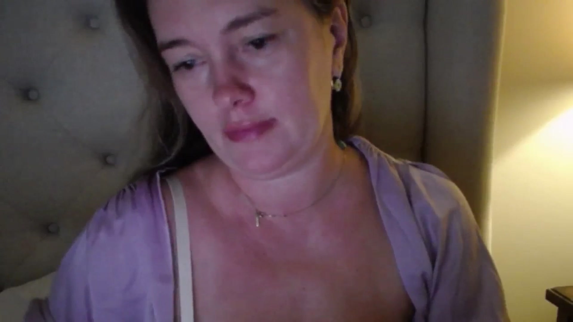 Gallery image thumbnail from J0llye's myfreecams stream on, 10/11/2025, 20:41 image 14 of 20