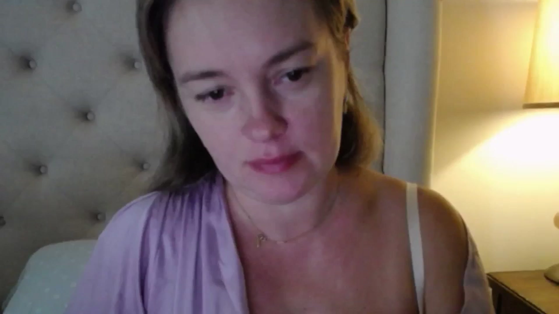 Gallery image thumbnail from J0llye's myfreecams stream on, 10/13/2025, 16:15 image 2 of 20