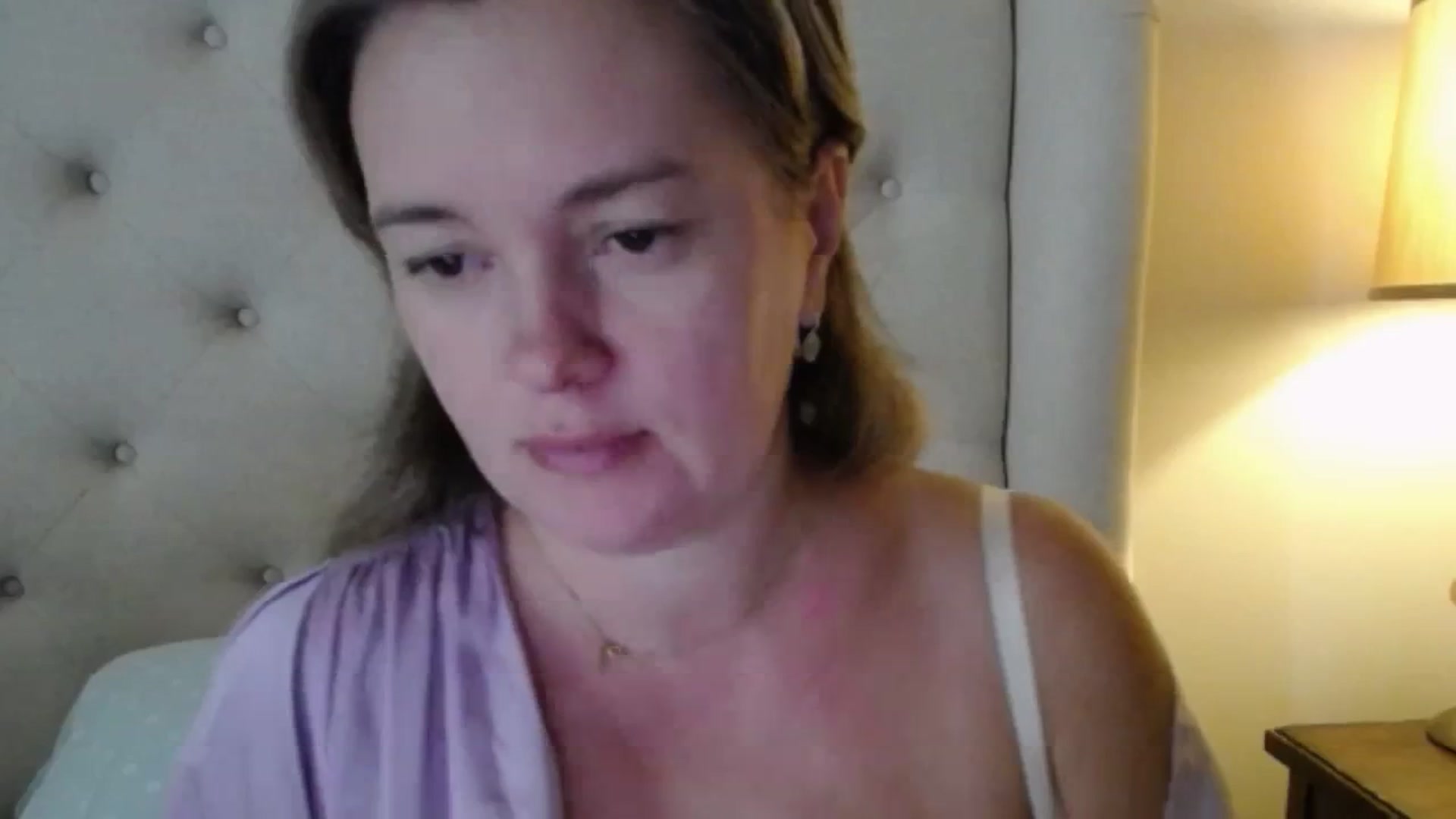Gallery image thumbnail from J0llye's myfreecams stream on, 10/13/2025, 16:15 image 6 of 20