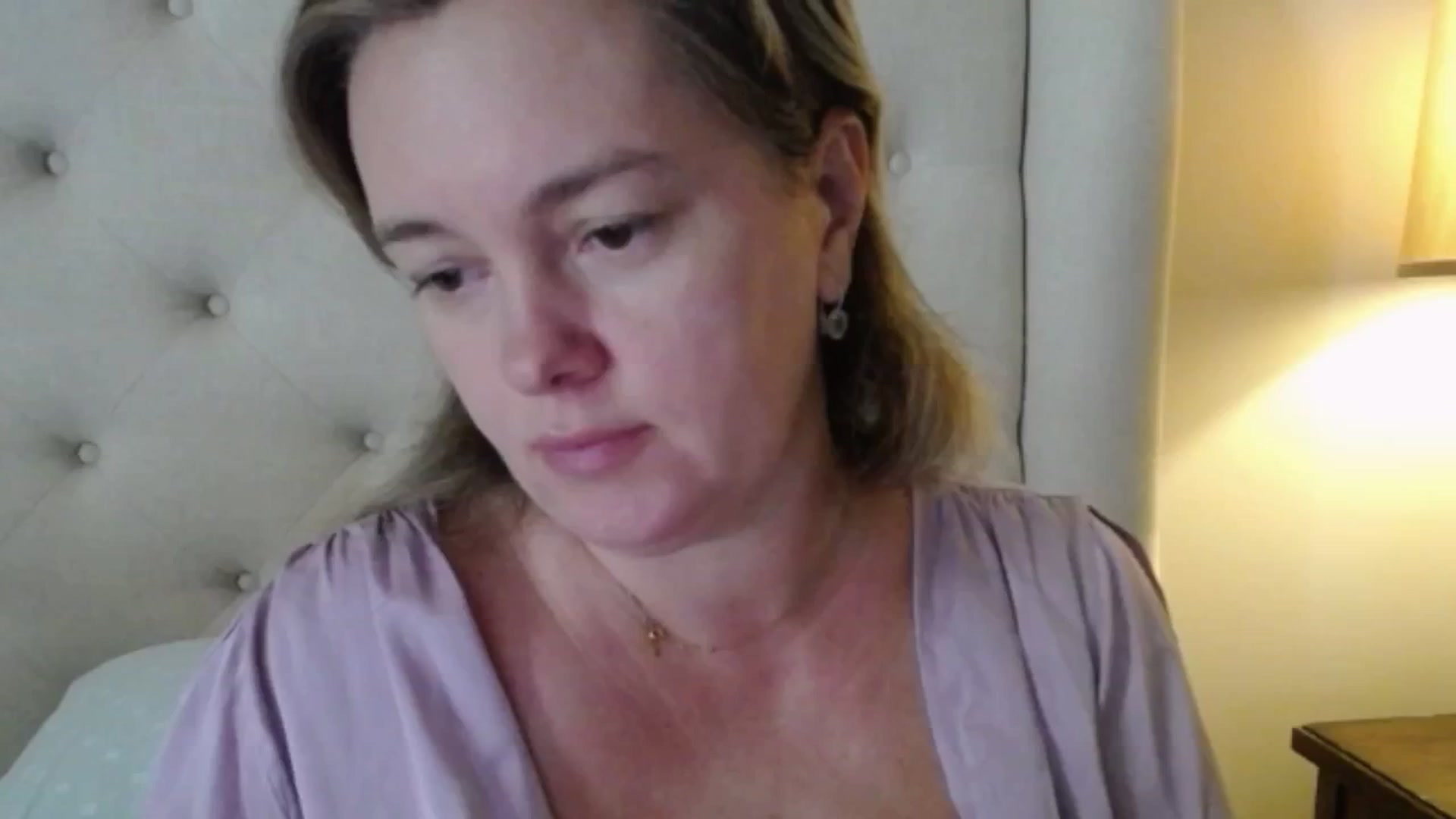 Gallery image thumbnail from J0llye's myfreecams stream on, 10/13/2025, 16:15 image 13 of 20