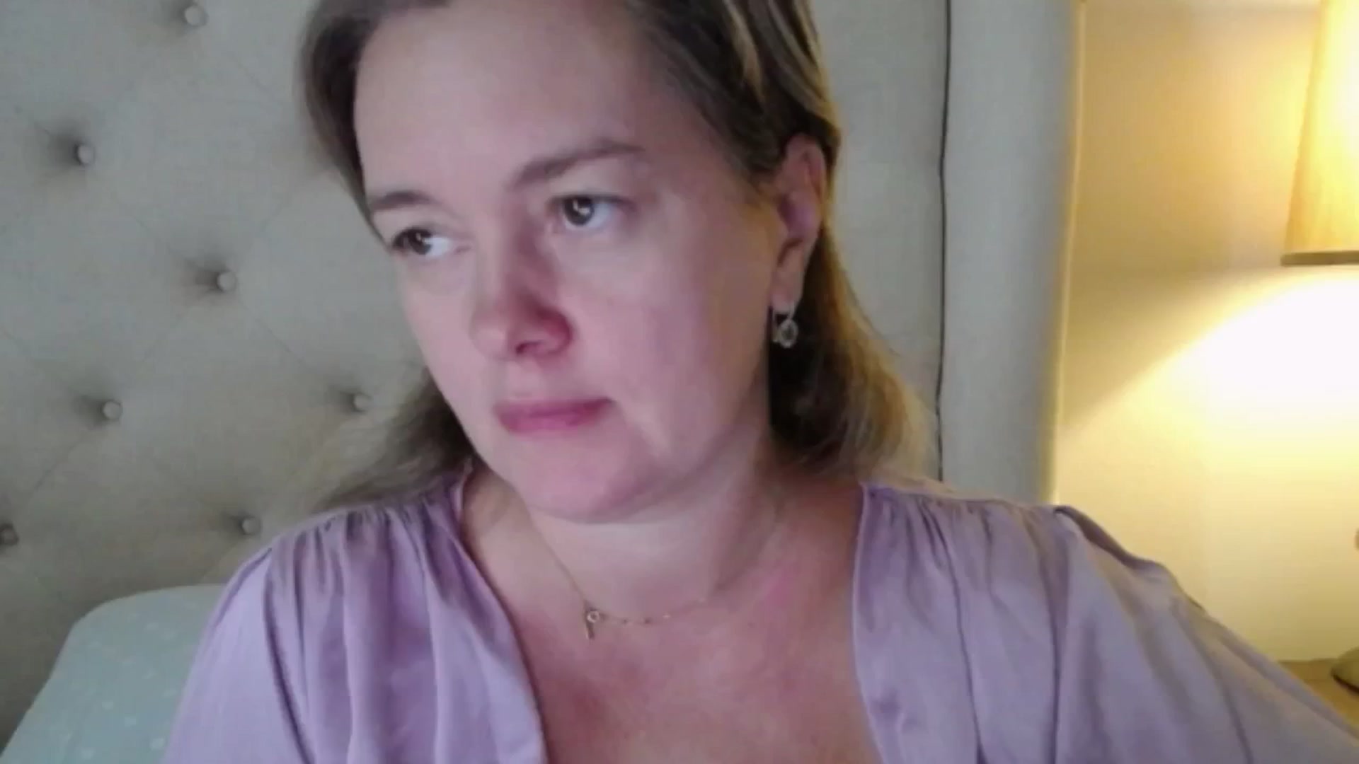 Gallery image thumbnail from J0llye's myfreecams stream on, 10/13/2025, 16:15 image 8 of 20