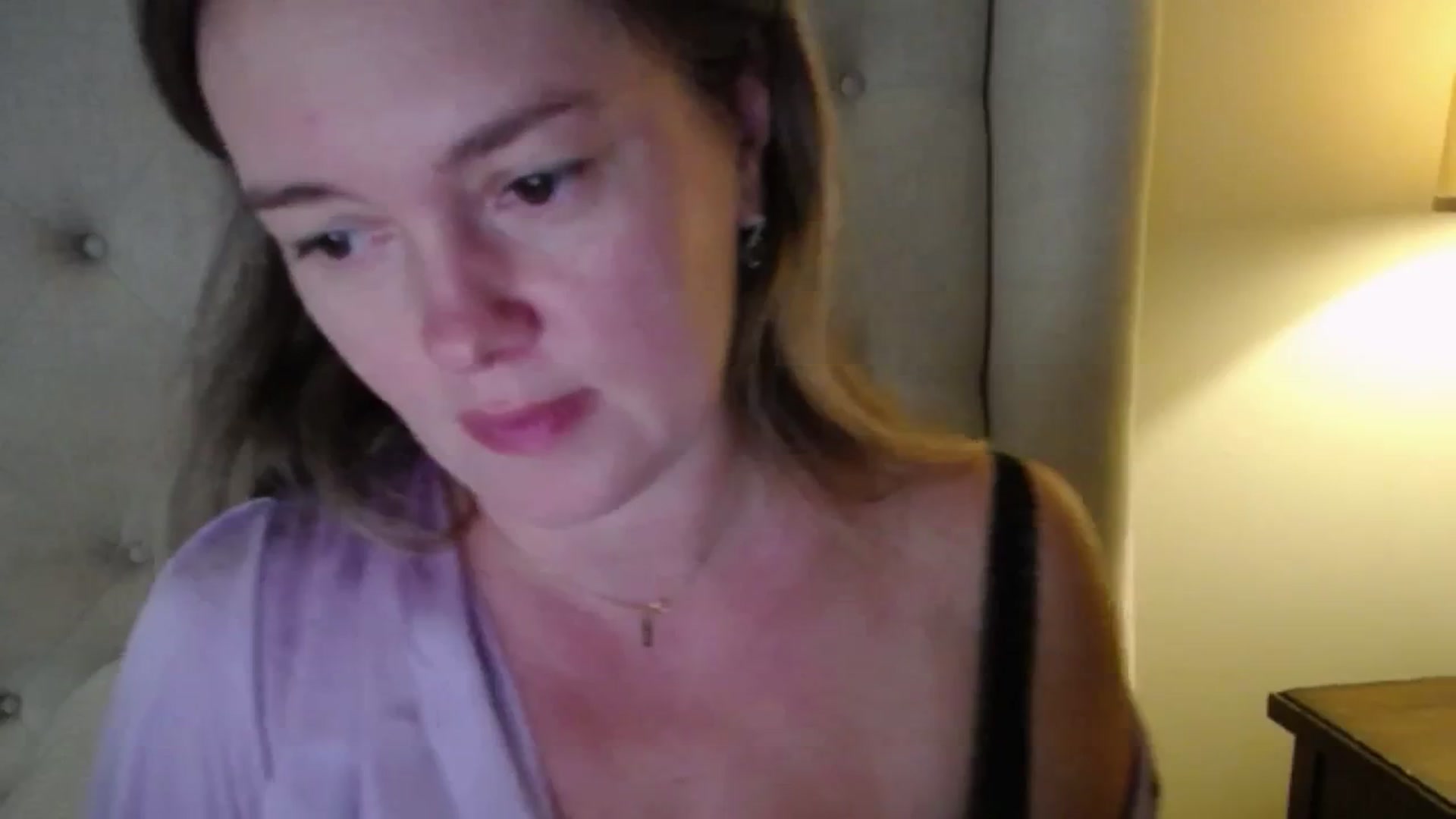 Gallery image thumbnail from J0llye's myfreecams stream on, 10/19/2025, 20:07 image 12 of 20