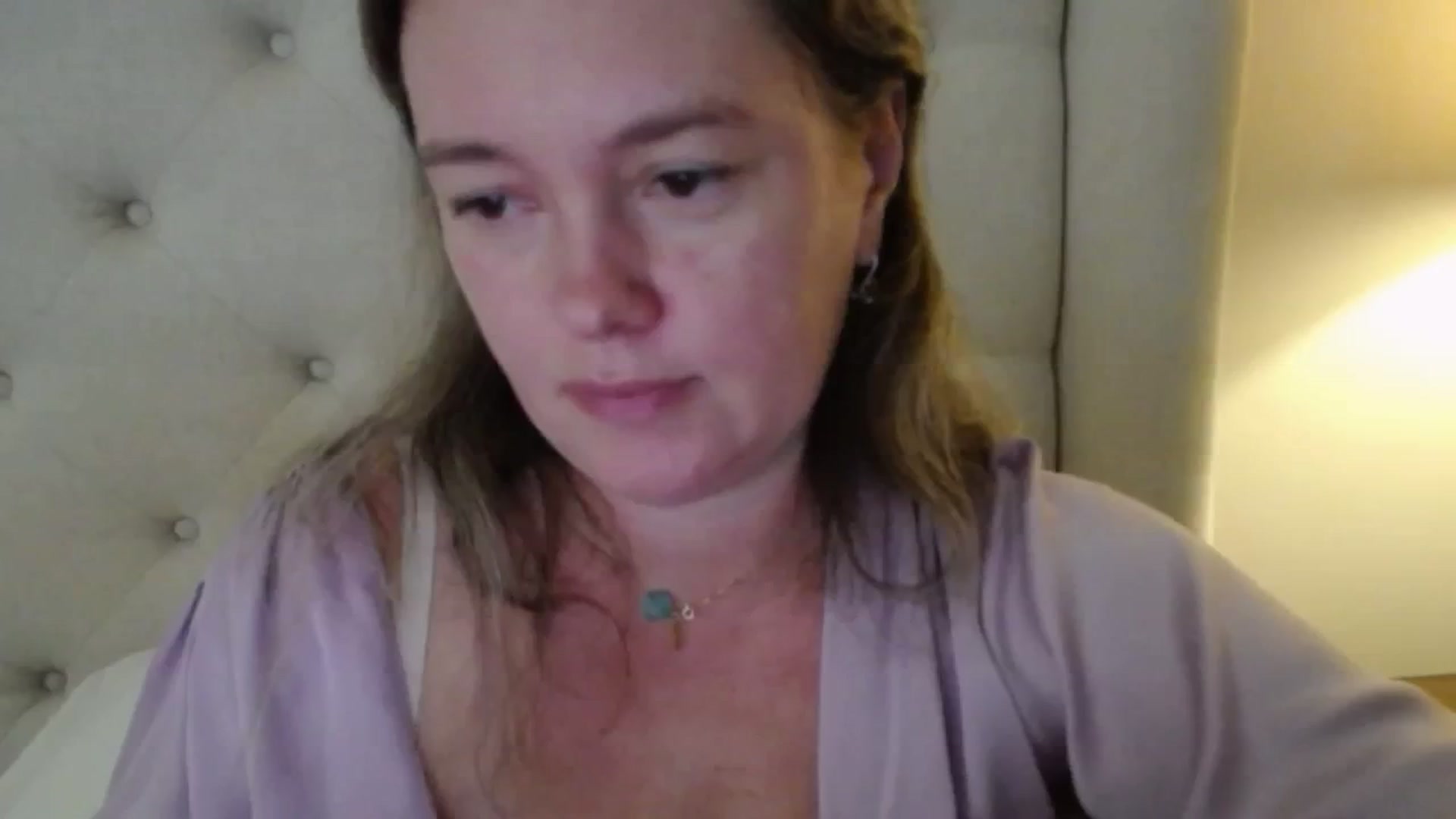 Gallery image thumbnail from J0llye's myfreecams stream on, 10/21/2025, 15:58 image 20 of 20
