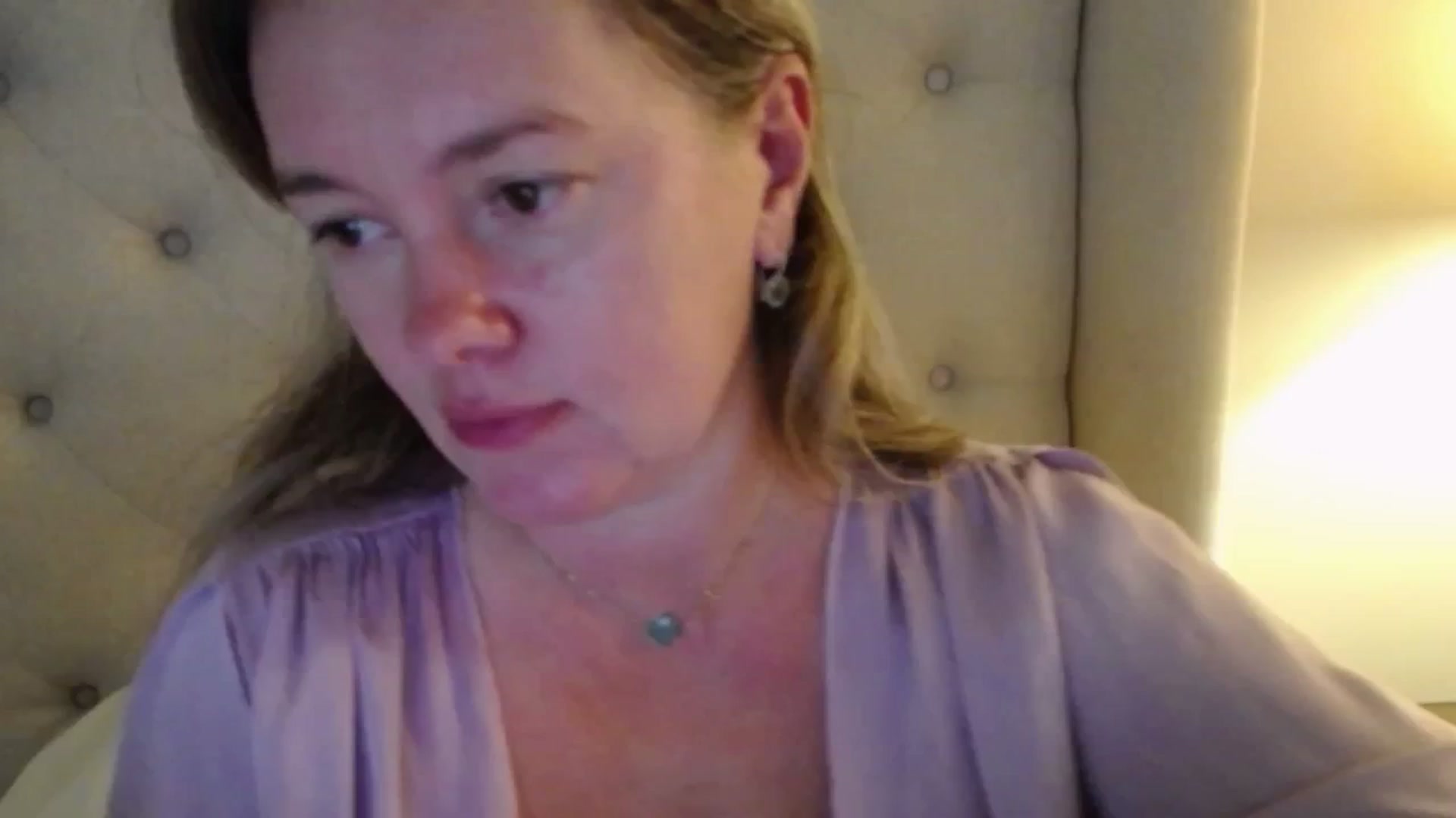 Gallery image thumbnail from J0llye's myfreecams stream on, 10/21/2025, 19:39 image 3 of 20