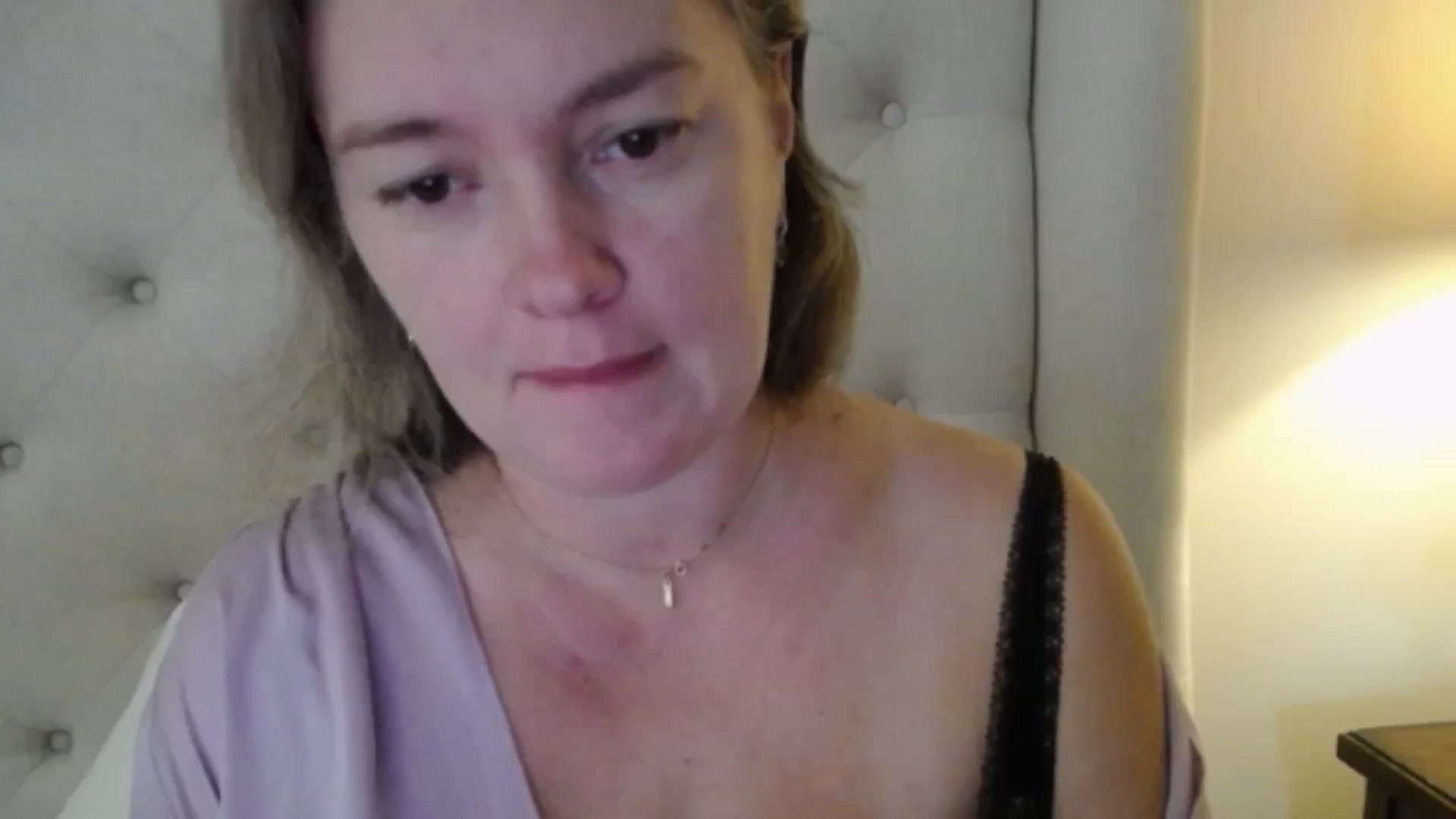Gallery image thumbnail from J0llye's myfreecams stream on, 10/22/2025, 16:09 image 2 of 20