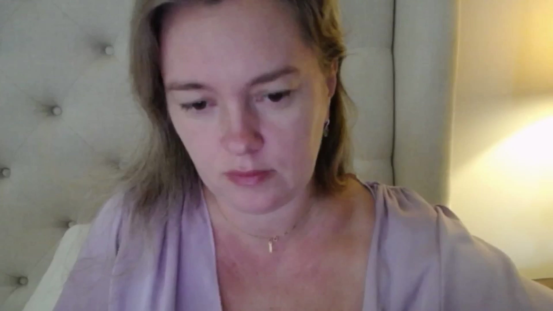 Gallery image thumbnail from J0llye's myfreecams stream on, 10/22/2025, 16:09 image 15 of 20