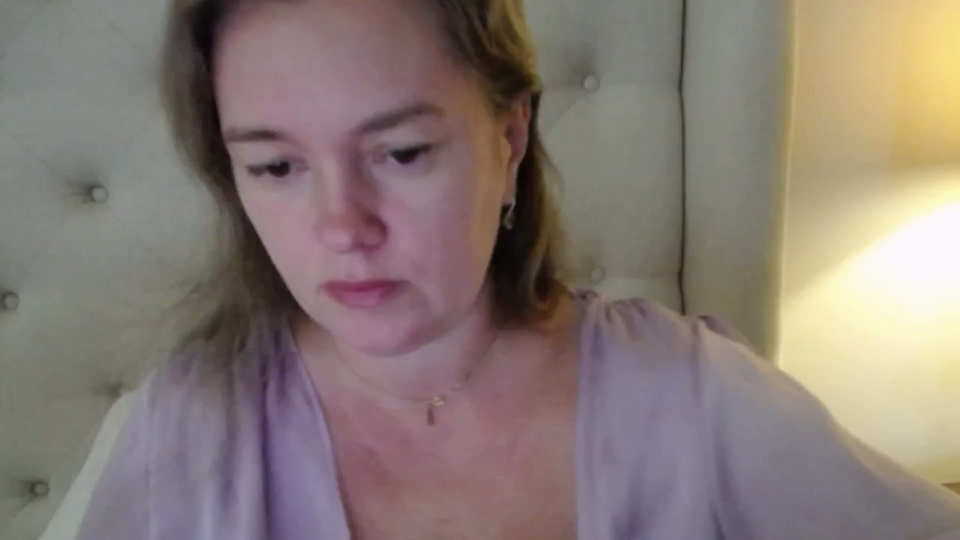 Gallery image thumbnail from J0llye's myfreecams stream on, 10/22/2025, 16:09 image 16 of 20