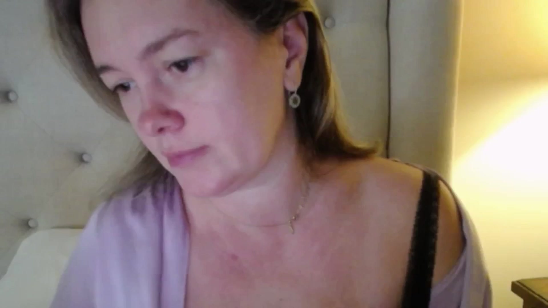 Gallery image thumbnail from J0llye's myfreecams stream on, 10/22/2025, 19:32 image 20 of 20