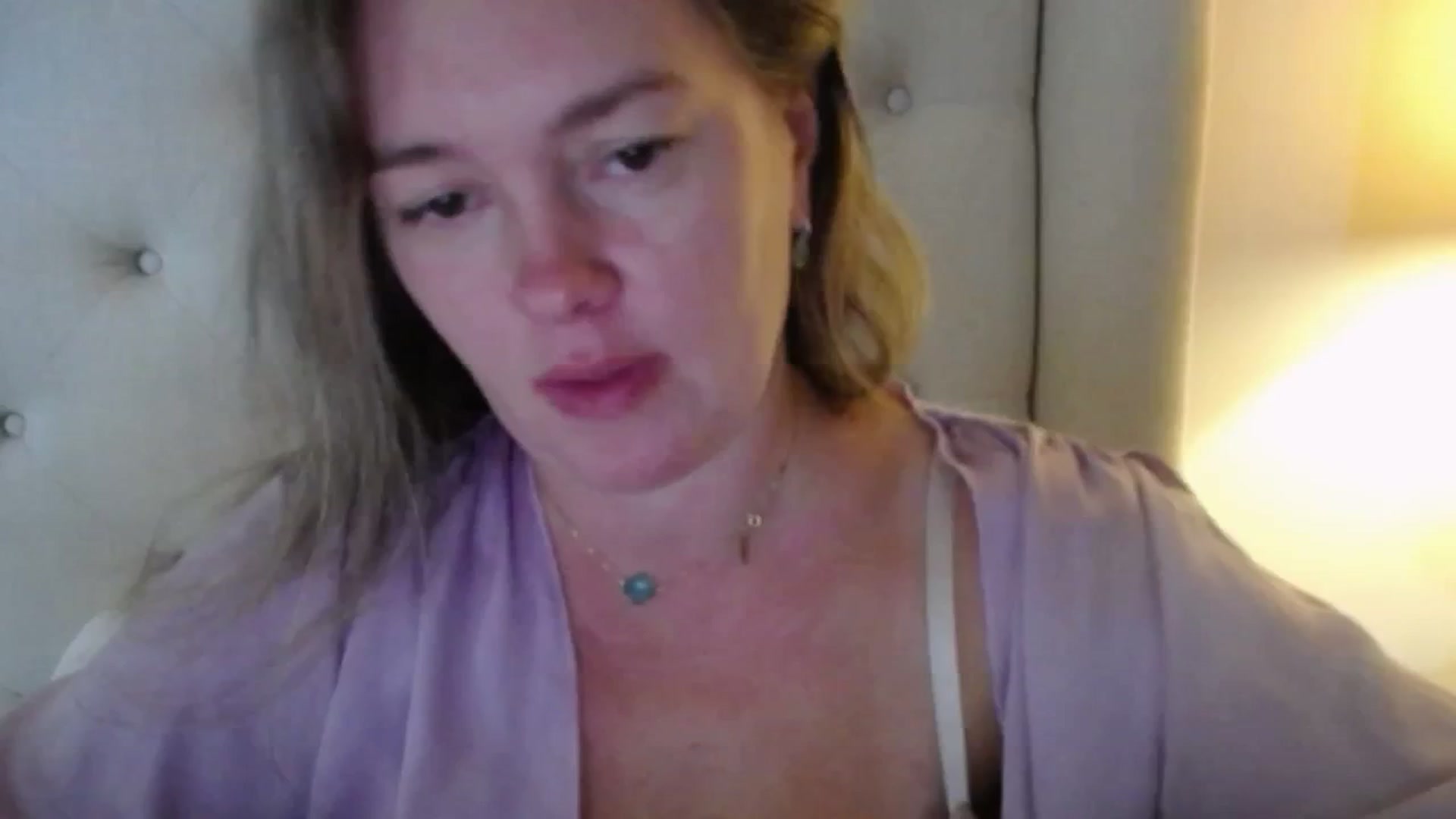 Gallery image thumbnail from J0llye's myfreecams stream on, 10/23/2025, 18:35 image 5 of 20