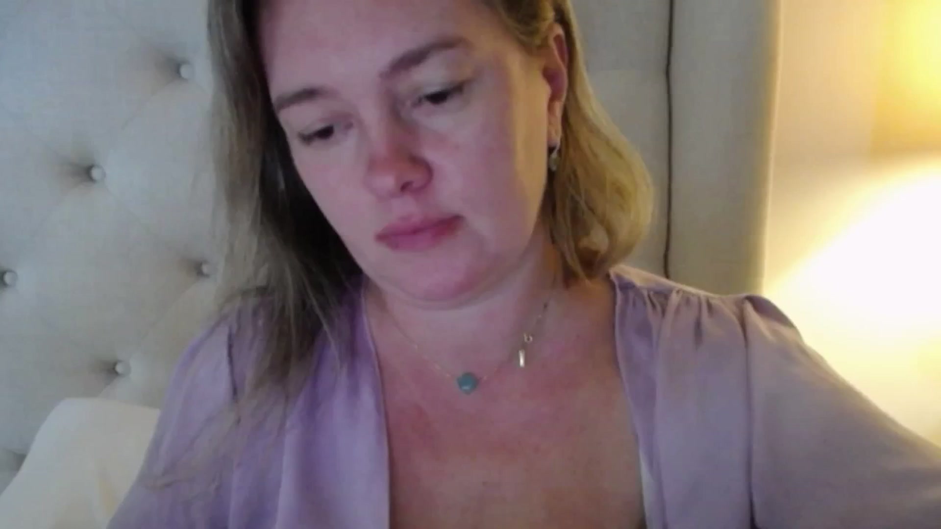 Gallery image thumbnail from J0llye's myfreecams stream on, 10/23/2025, 18:35 image 9 of 20