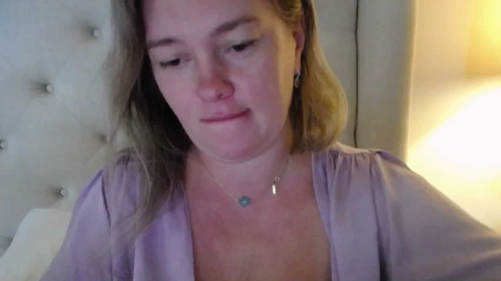 Gallery image thumbnail from J0llye's myfreecams stream on, 10/23/2025, 18:35 image 20 of 20